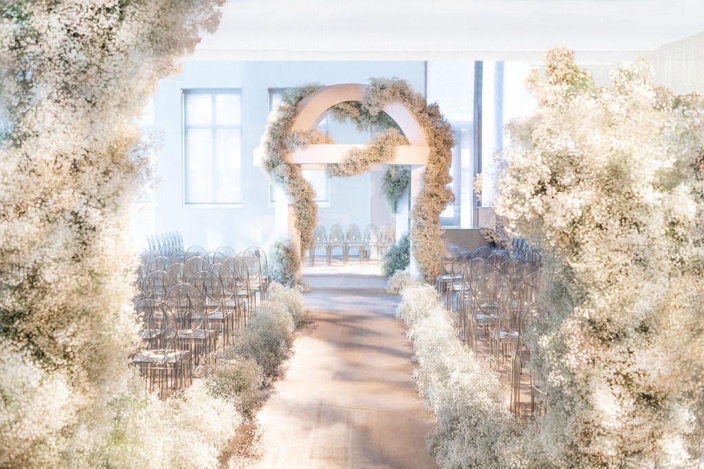 Featured photo from Sophie Felts Floral Design