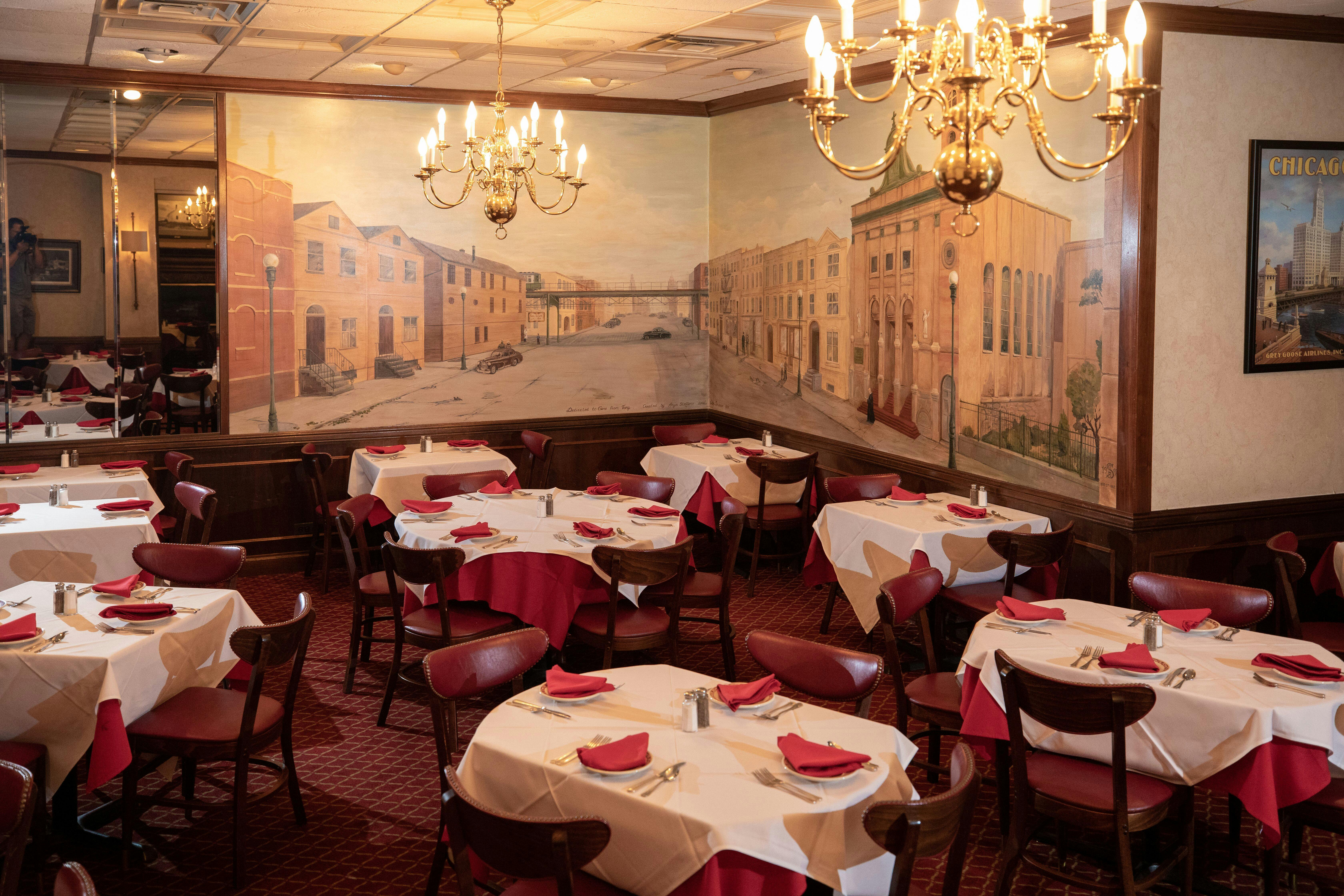 Featured photo from Gene and Georgetti Chicago