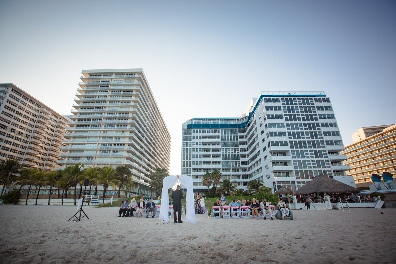 Featured photo from Ocean Manor Beach Resort