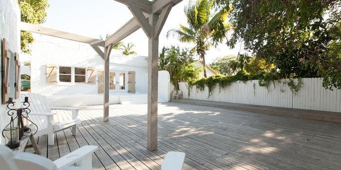 Featured photo from Shooting Stardust Studio