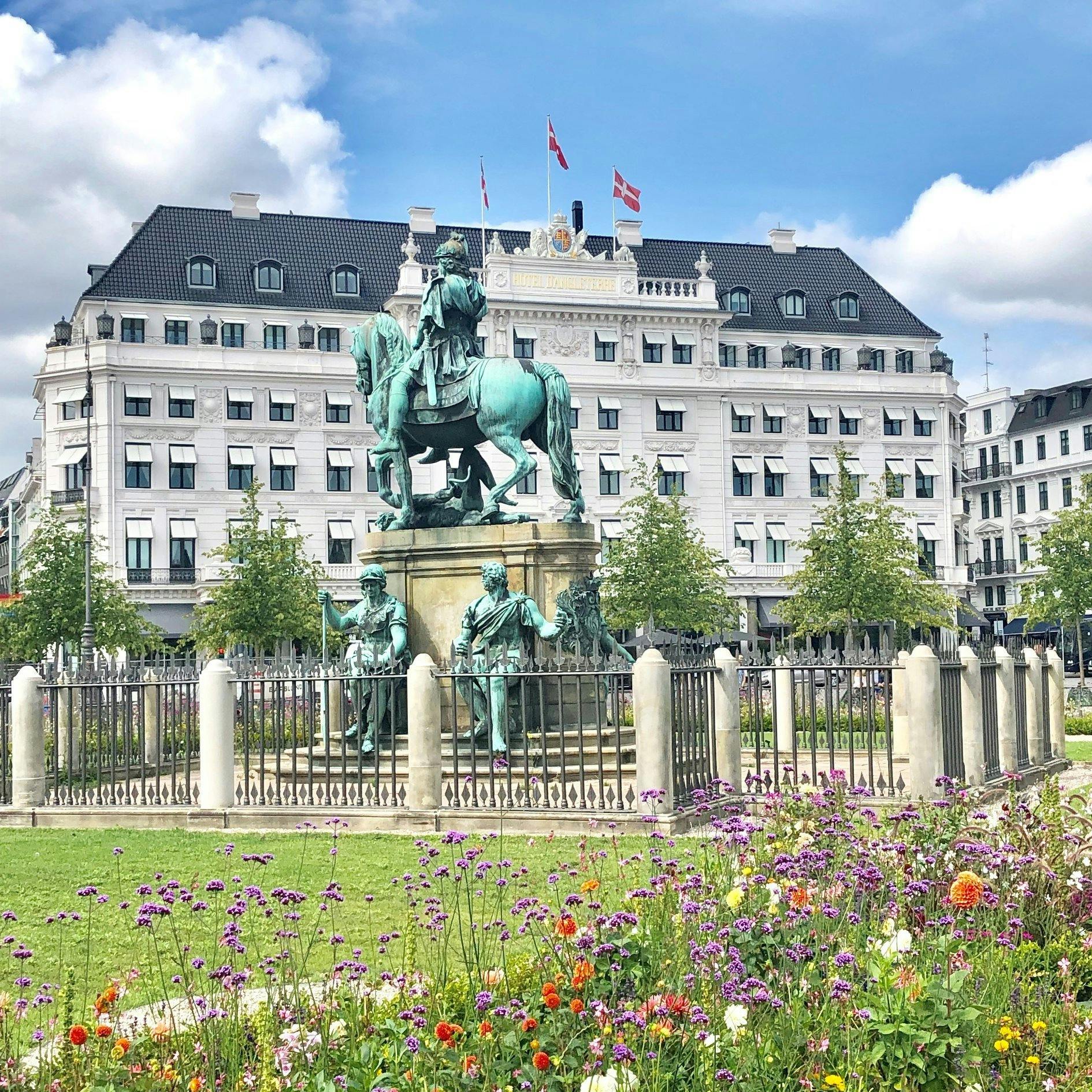 Featured photo from Hotel d'Angleterre