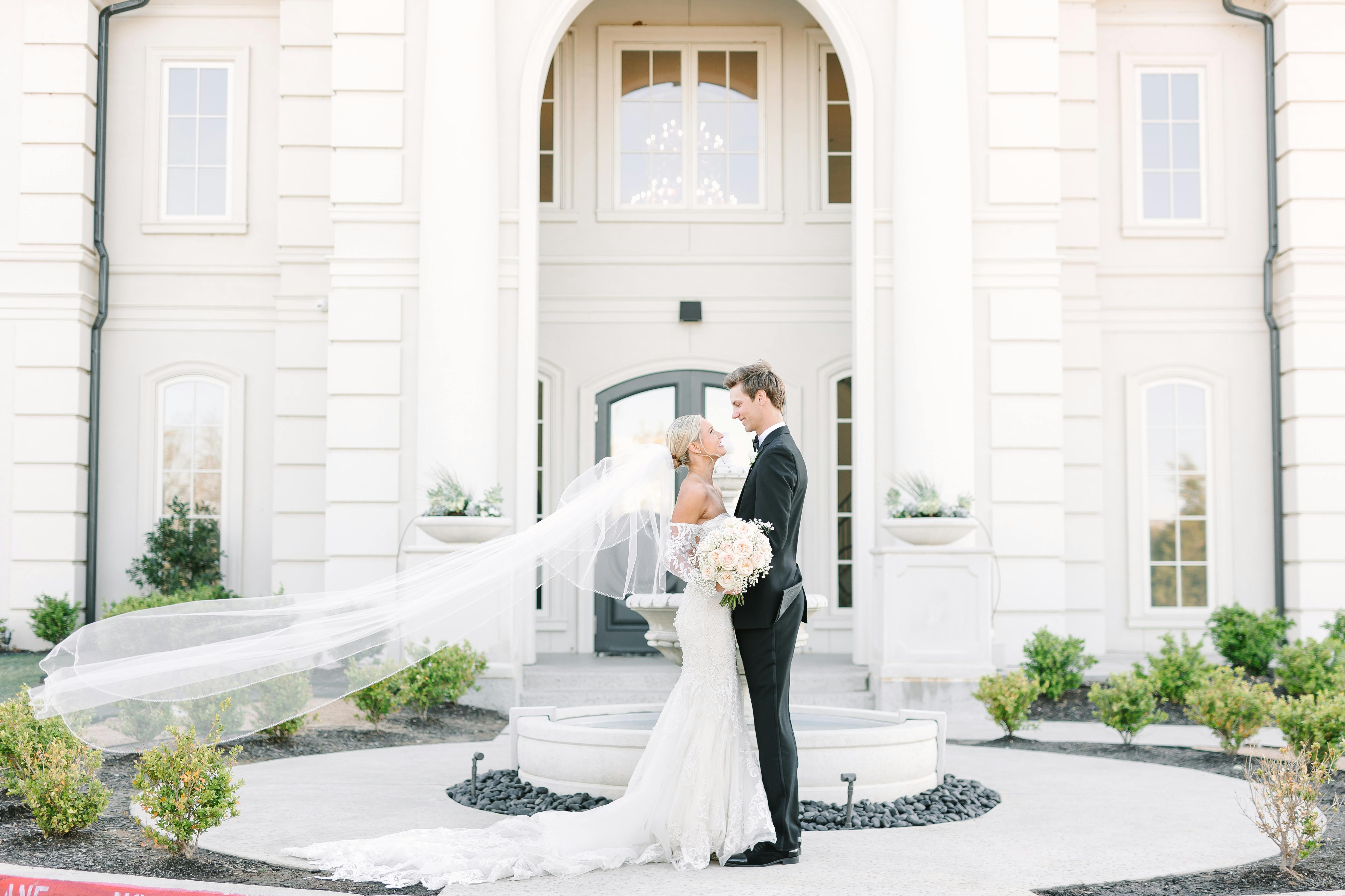 Featured photo from Hannah Way Photography