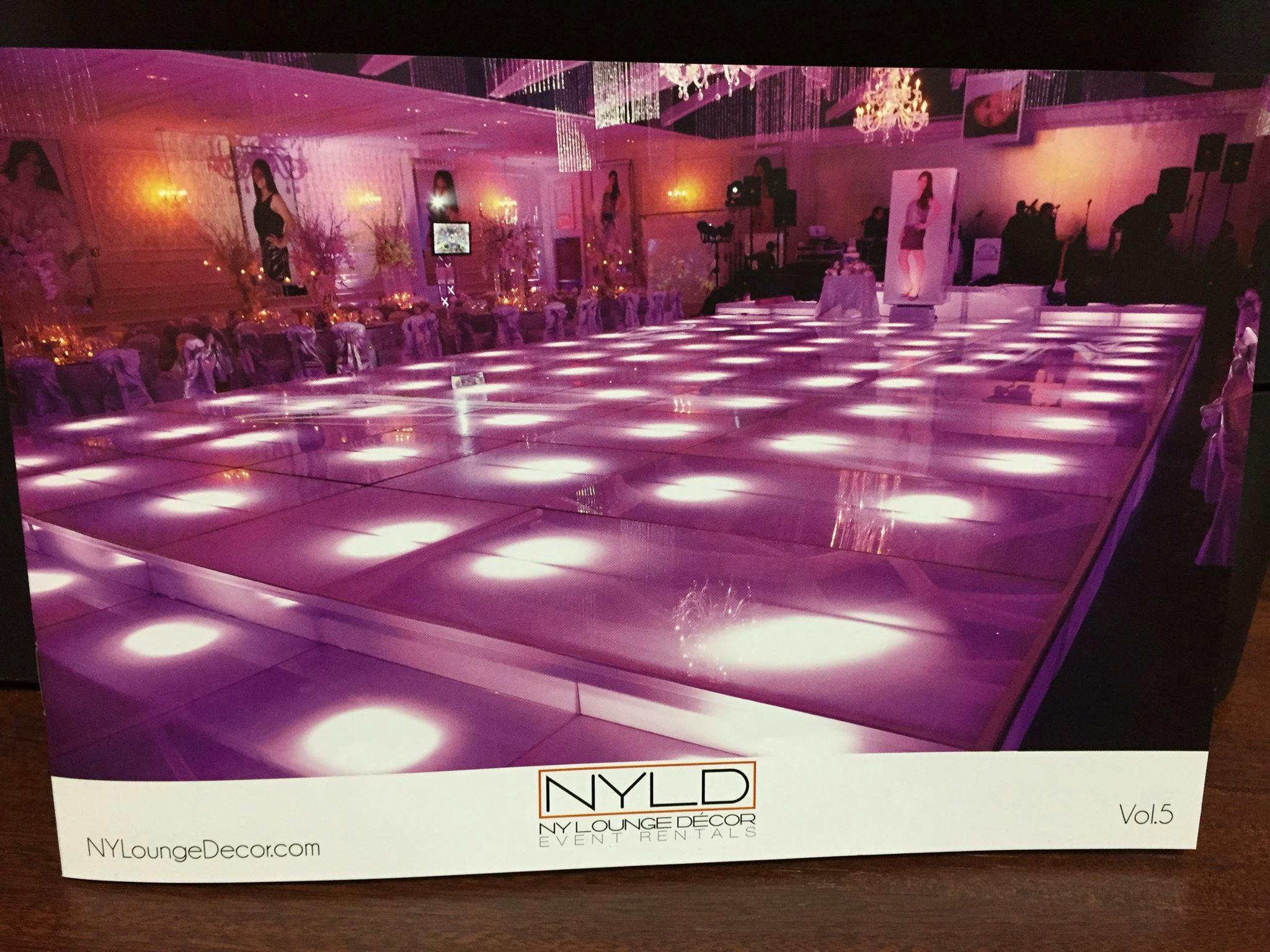 Featured photo from NY Lounge Décor