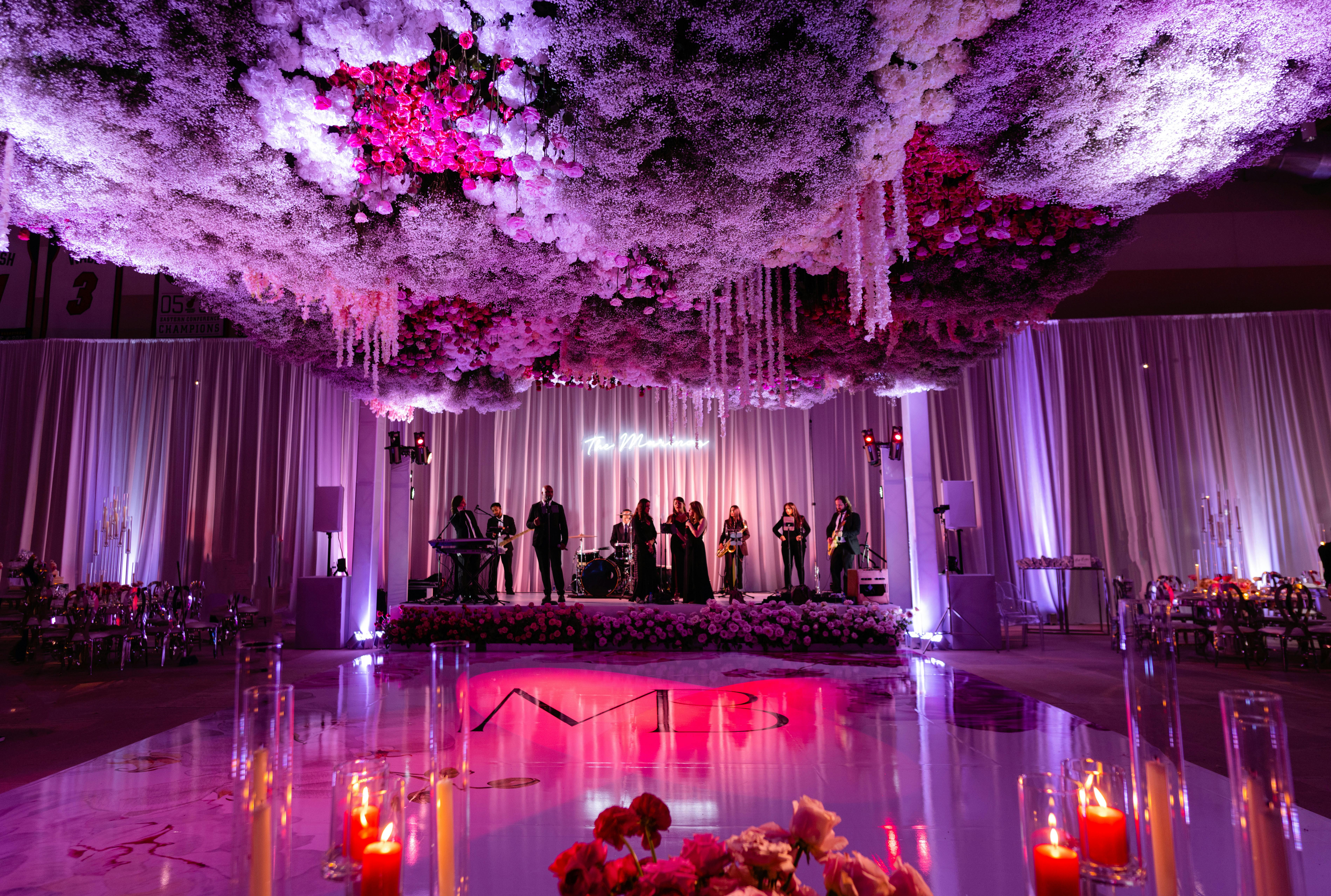 Featured photo from Lisa Pierce Events