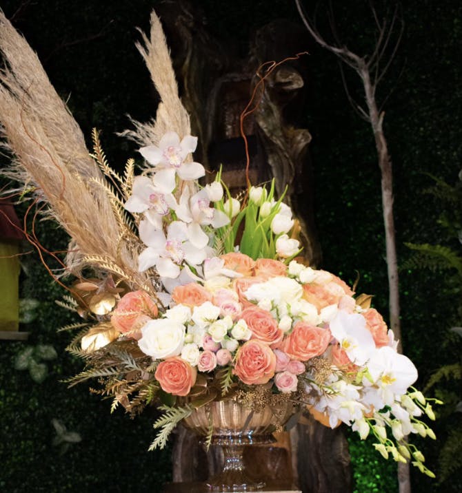 Featured photo from Amore Dolce Flowers