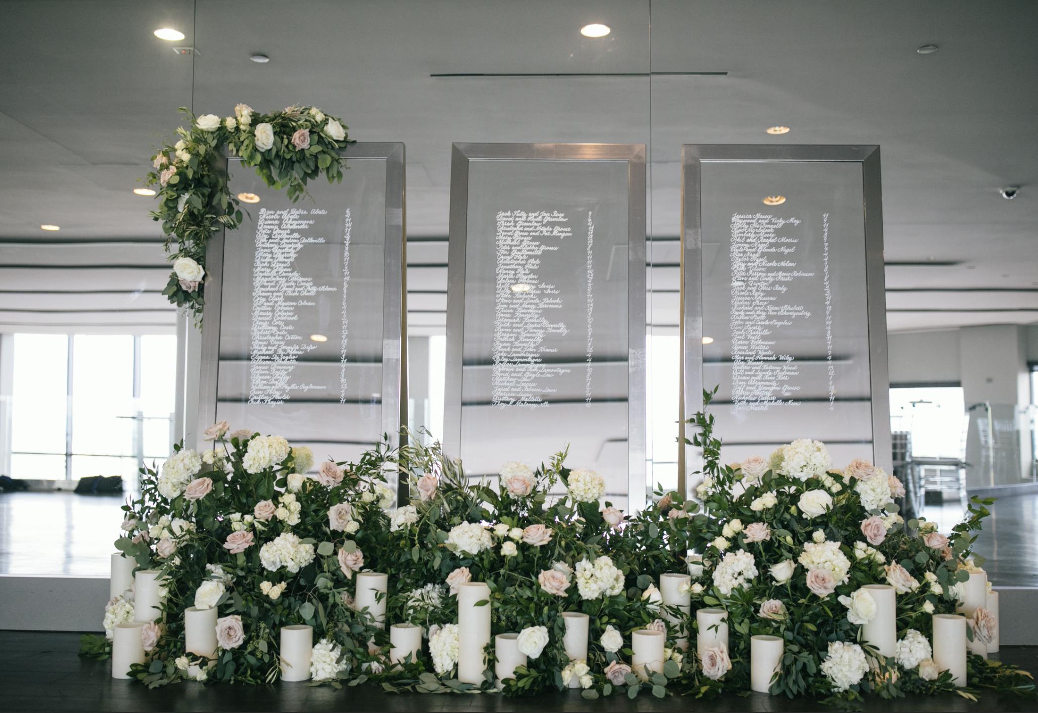 Cover photo of Flou(‑e)r Specialty Floral Events