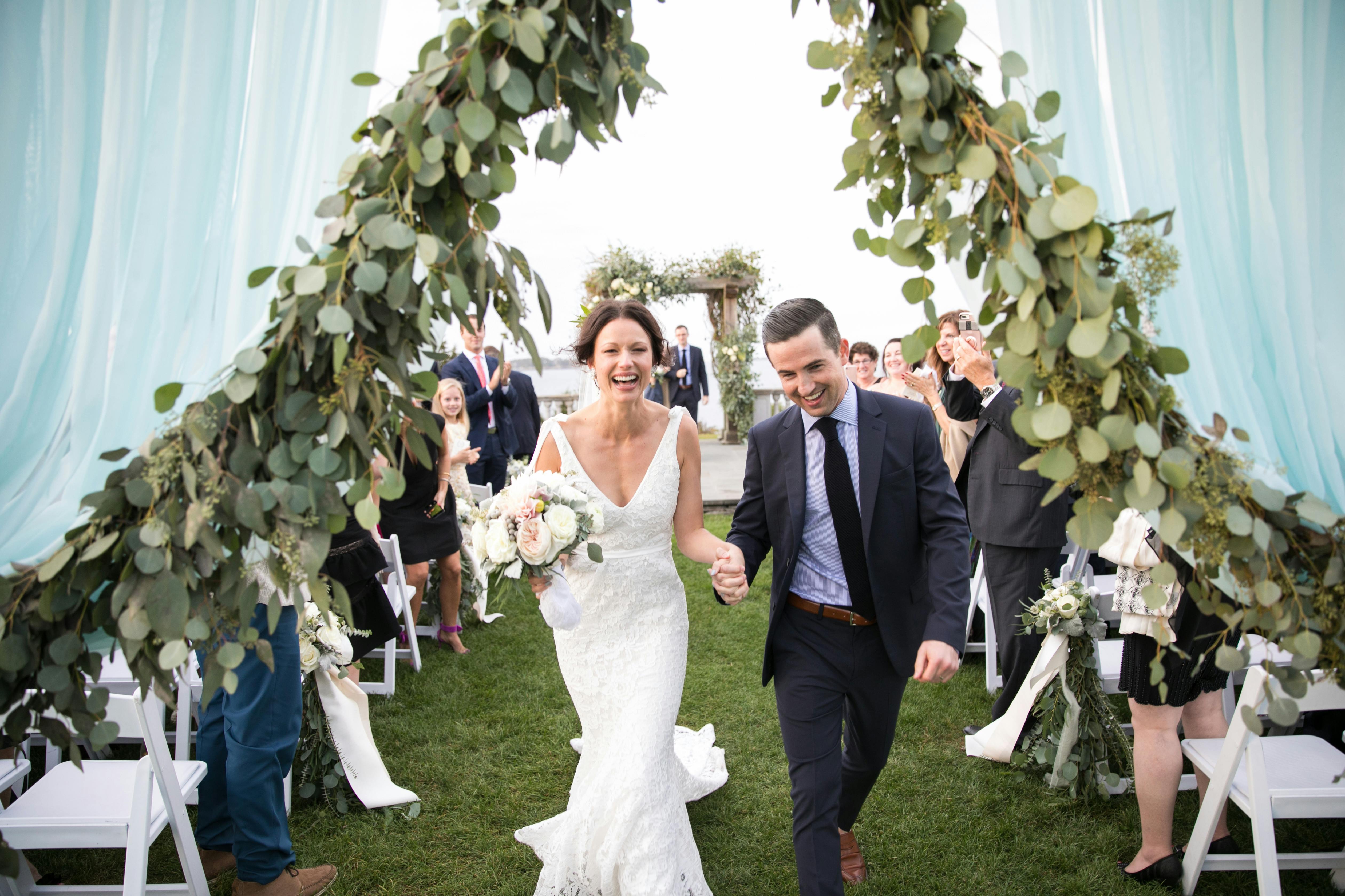 Featured photo from Sara Wight Photography