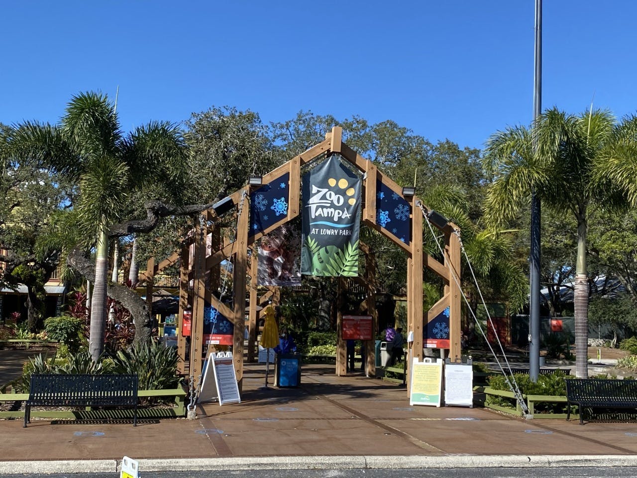 Featured photo from ZooTampa at Lowry Park
