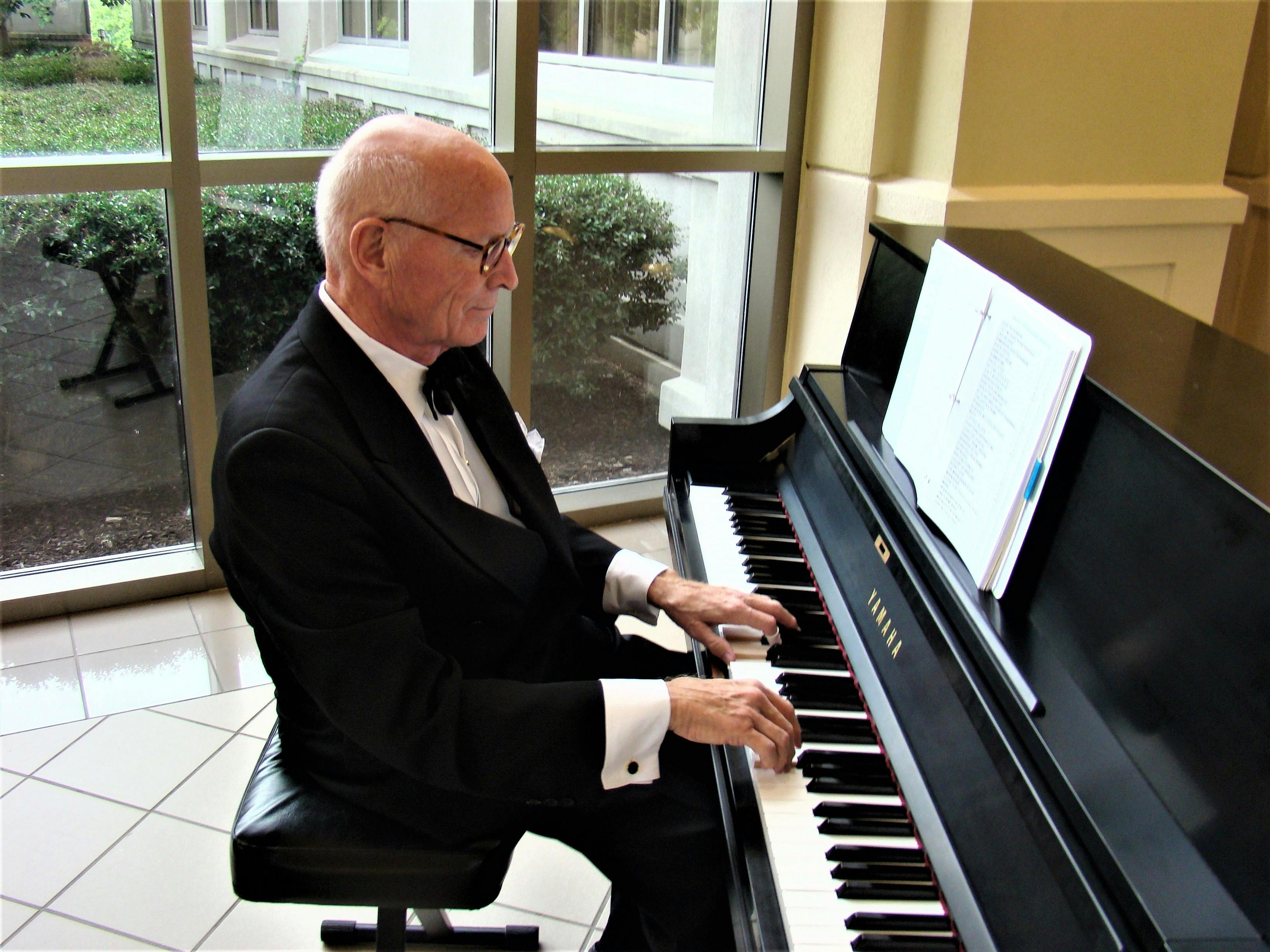 Cover photo of Doug Gortner, Party Pianist