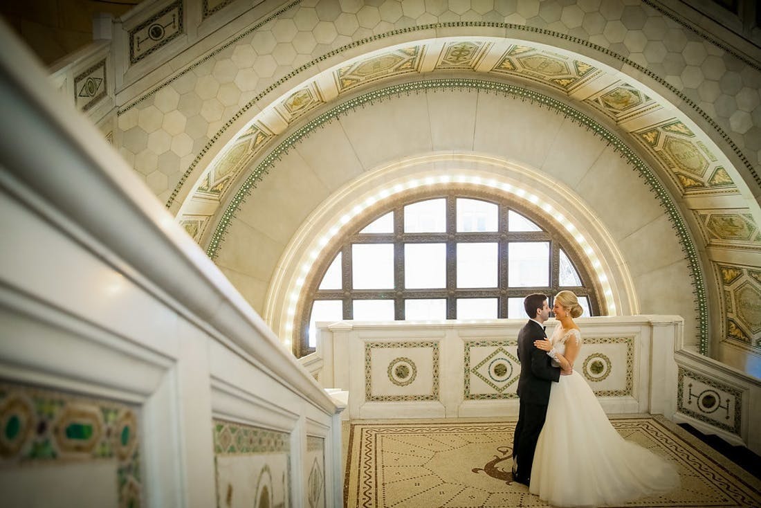 Featured photo from Love & Lyons Wedding Photography
