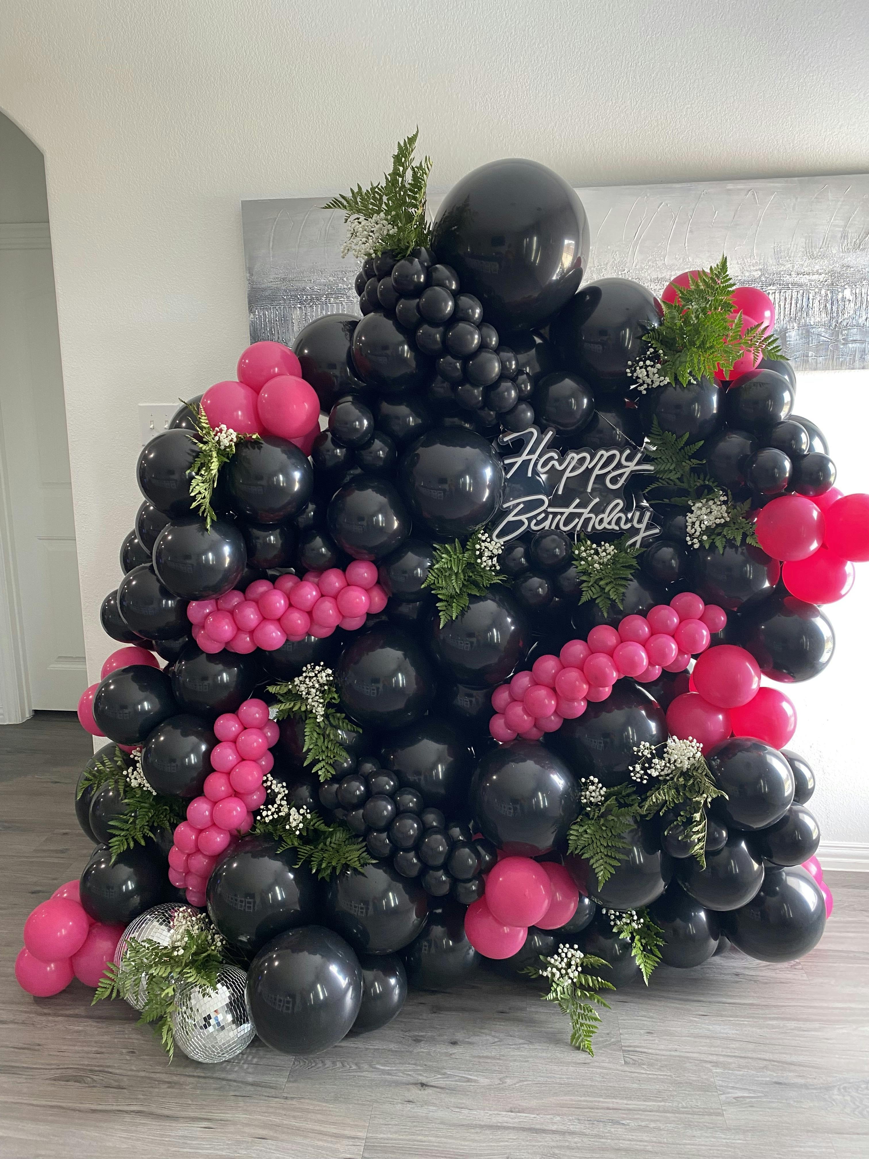 Featured photo from Lee’s Luxury Events