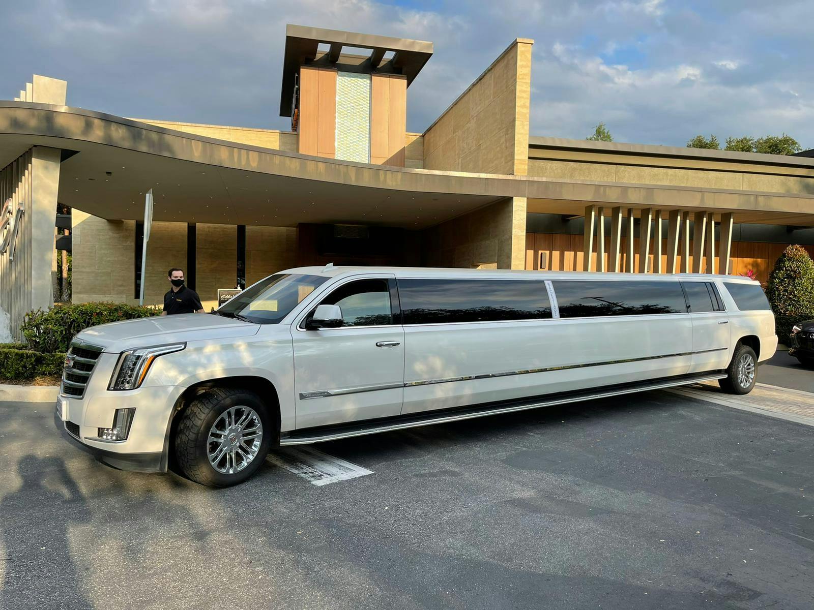 Featured photo from Exquisite Town Car