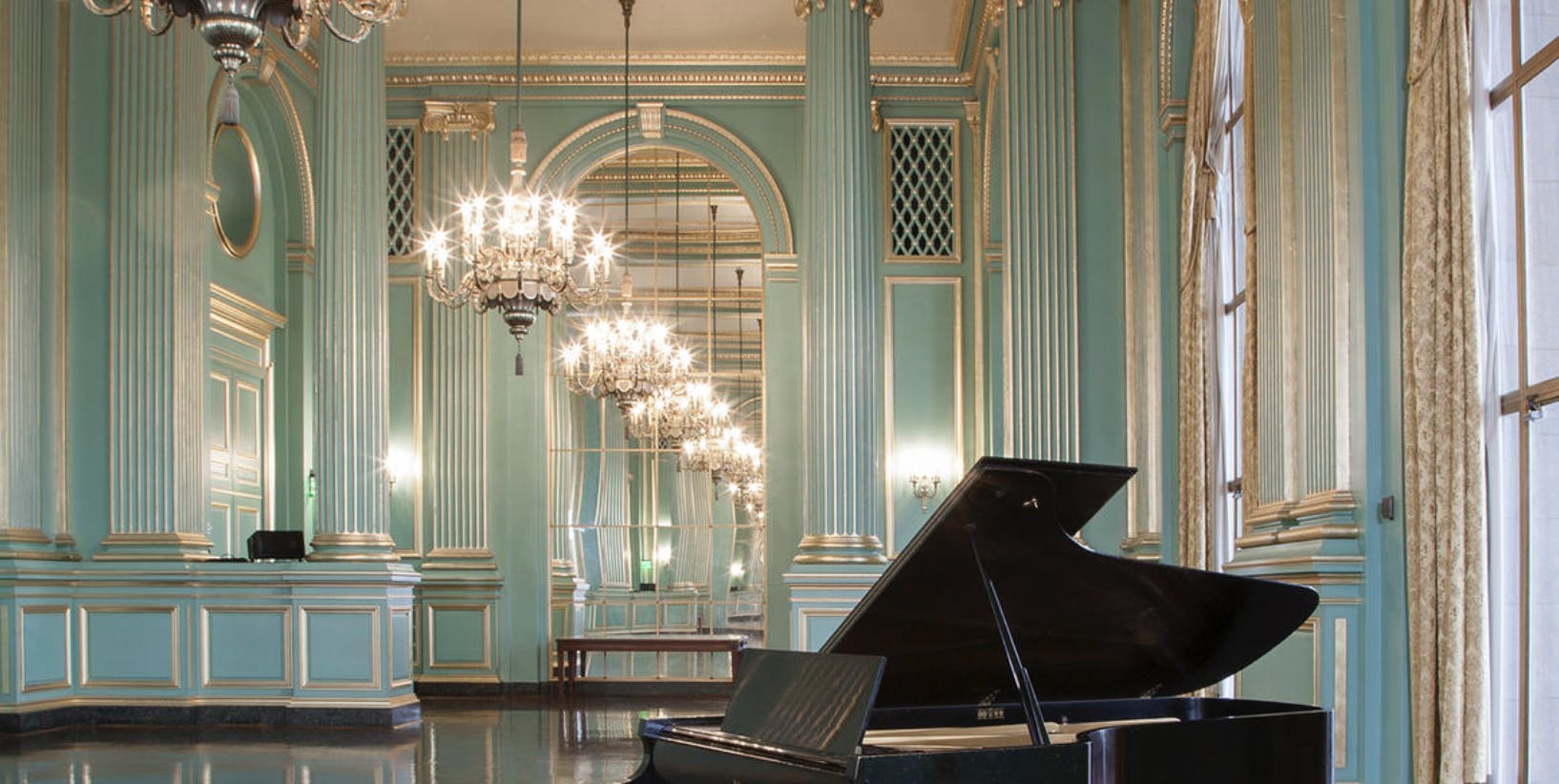 Green Room マシュー・アレン　【Last Dance】 Sage green living room walls and a dark green bedroom - COCO