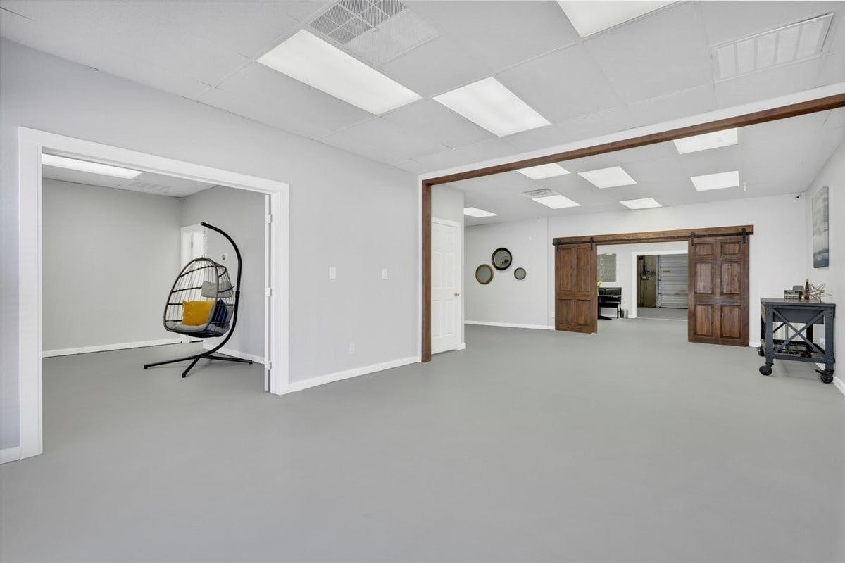 Featured photo from LAYD Enterprises. LLC