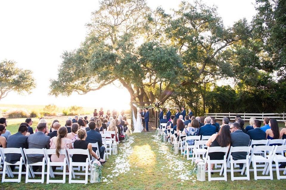 Featured photo from Pluff Mud Event Planning