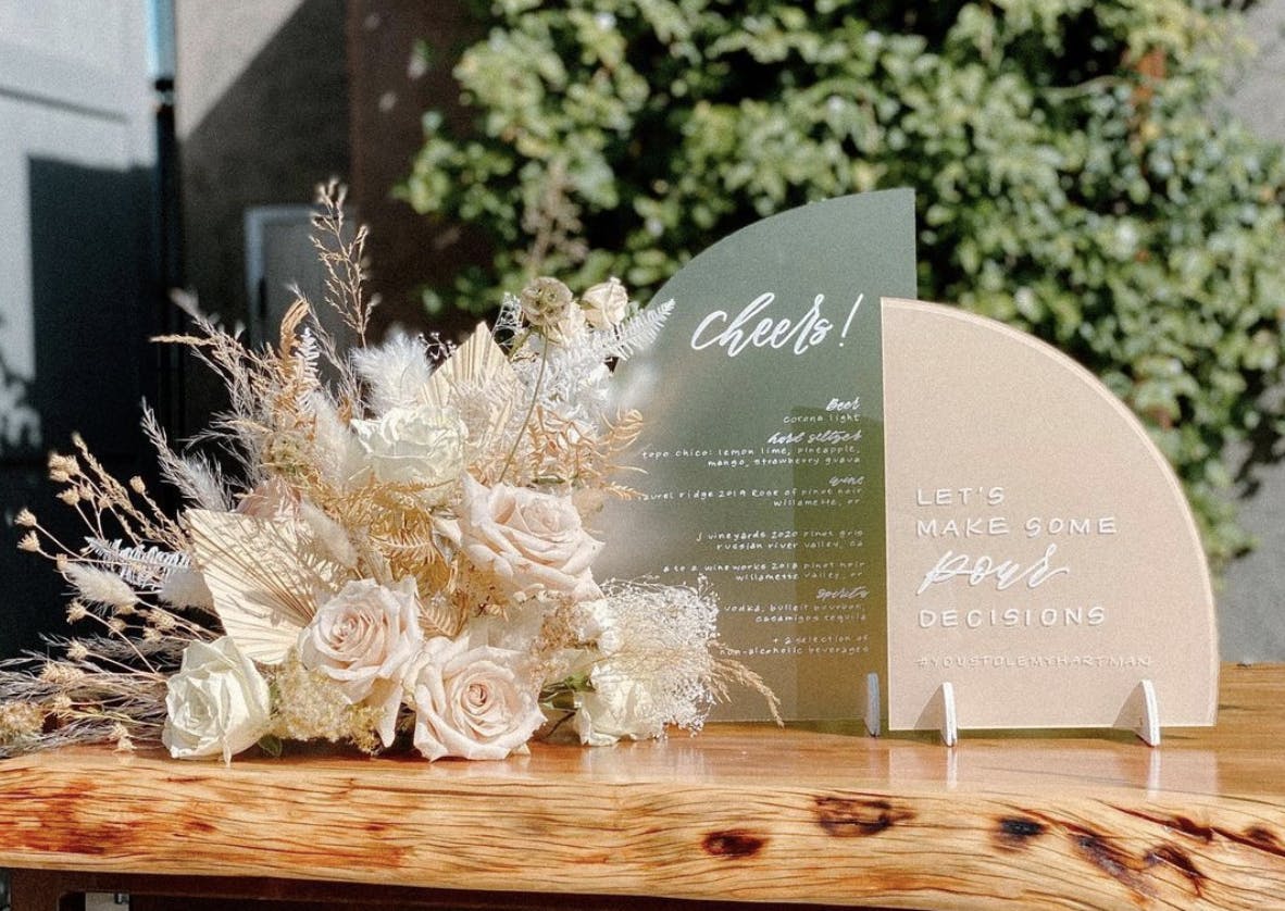 Featured photo from Lace & a Barn