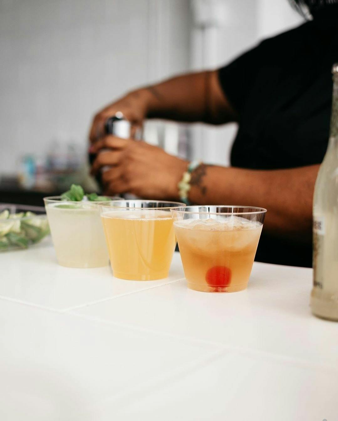 Featured photo from In The Mixx Mobile Bartending