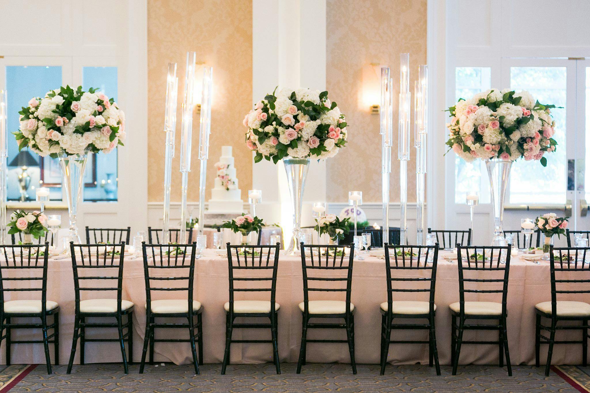 Featured photo from Chiavari Chair and Event Decor Rentals of Dallas