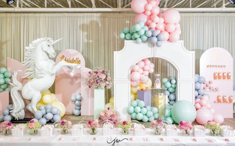 Featured photo from Aimeebby
