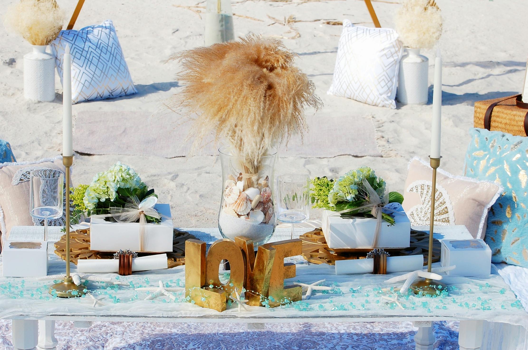 Featured photo from Luxe Picnics by Les