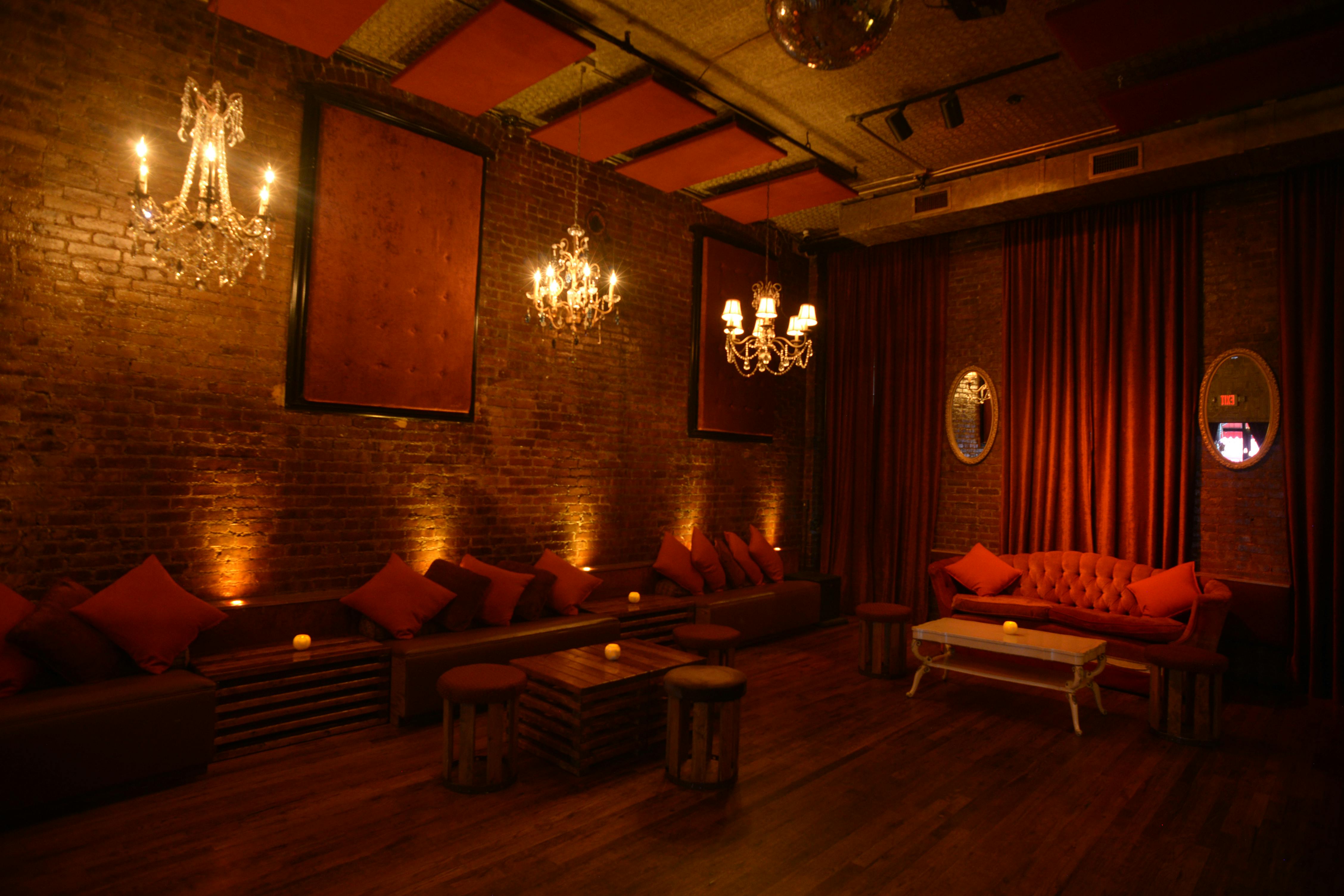 Featured photo from Velvet Brooklyn