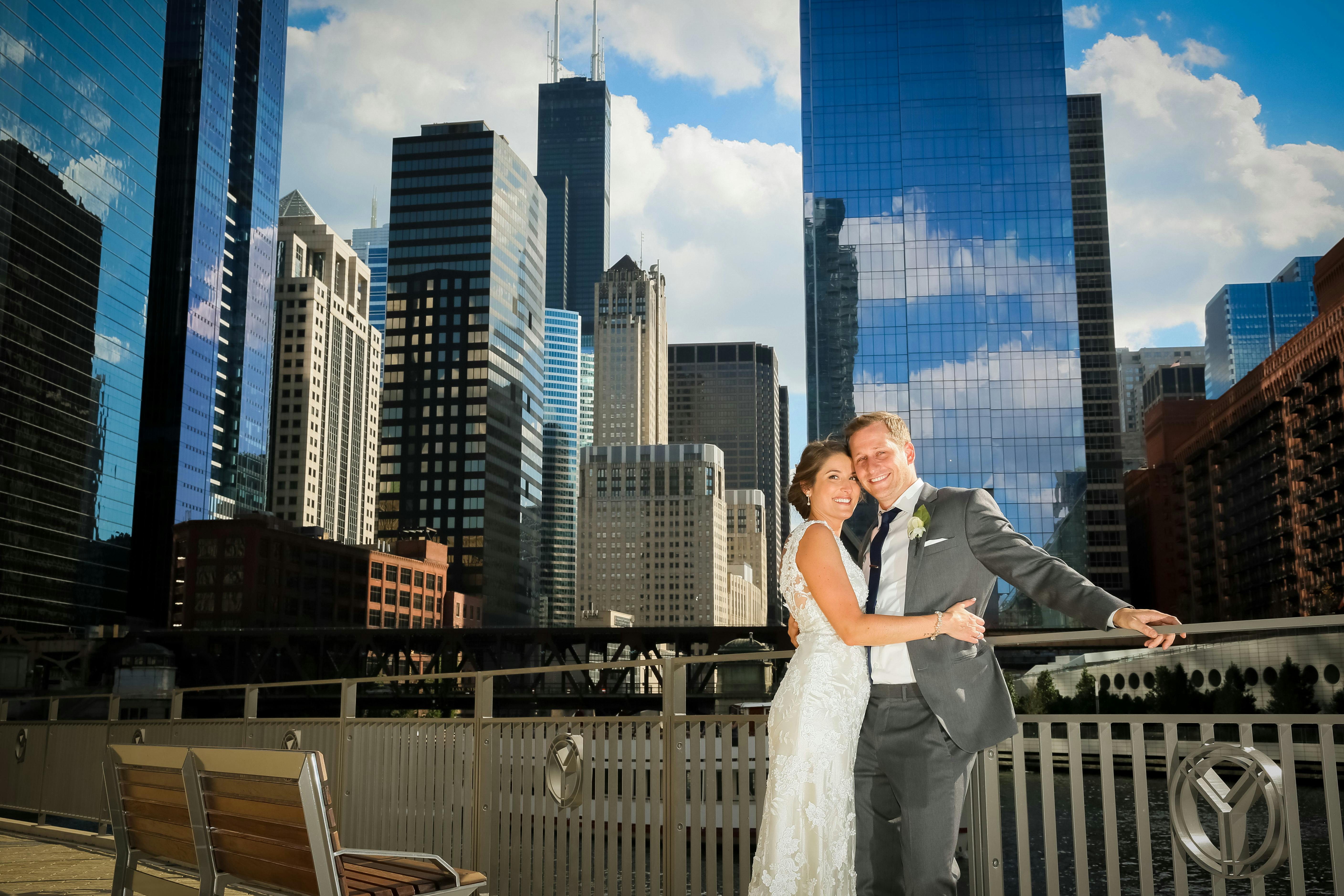 Featured photo from Love & Lyons Wedding Photography