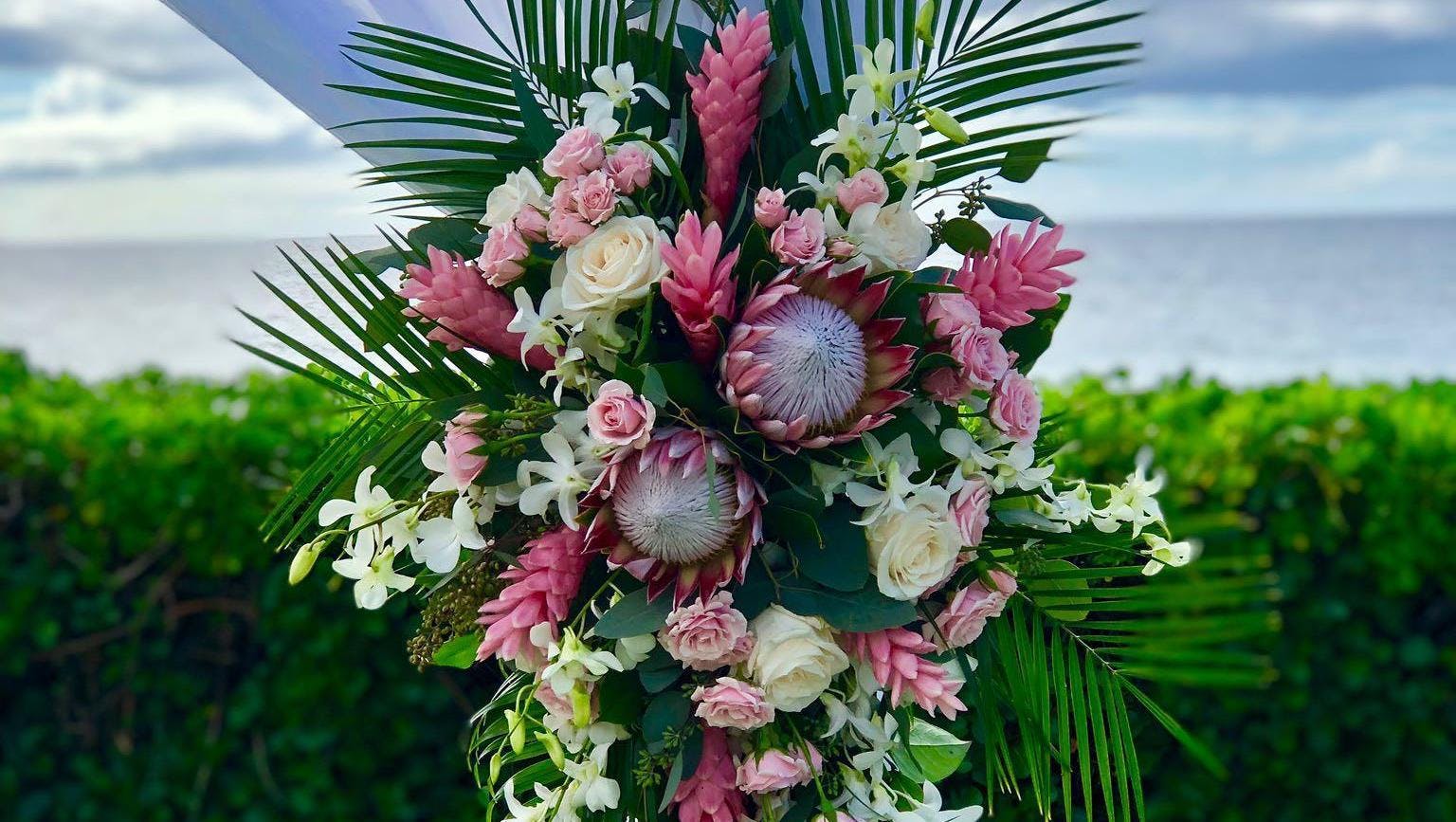 Featured photo from Country Bouquets