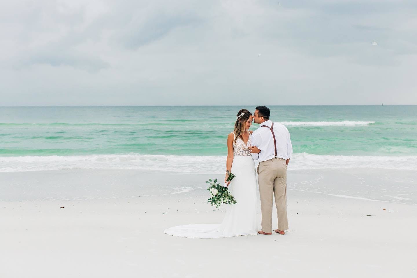 Featured photo from Lyndsay Rae Photography