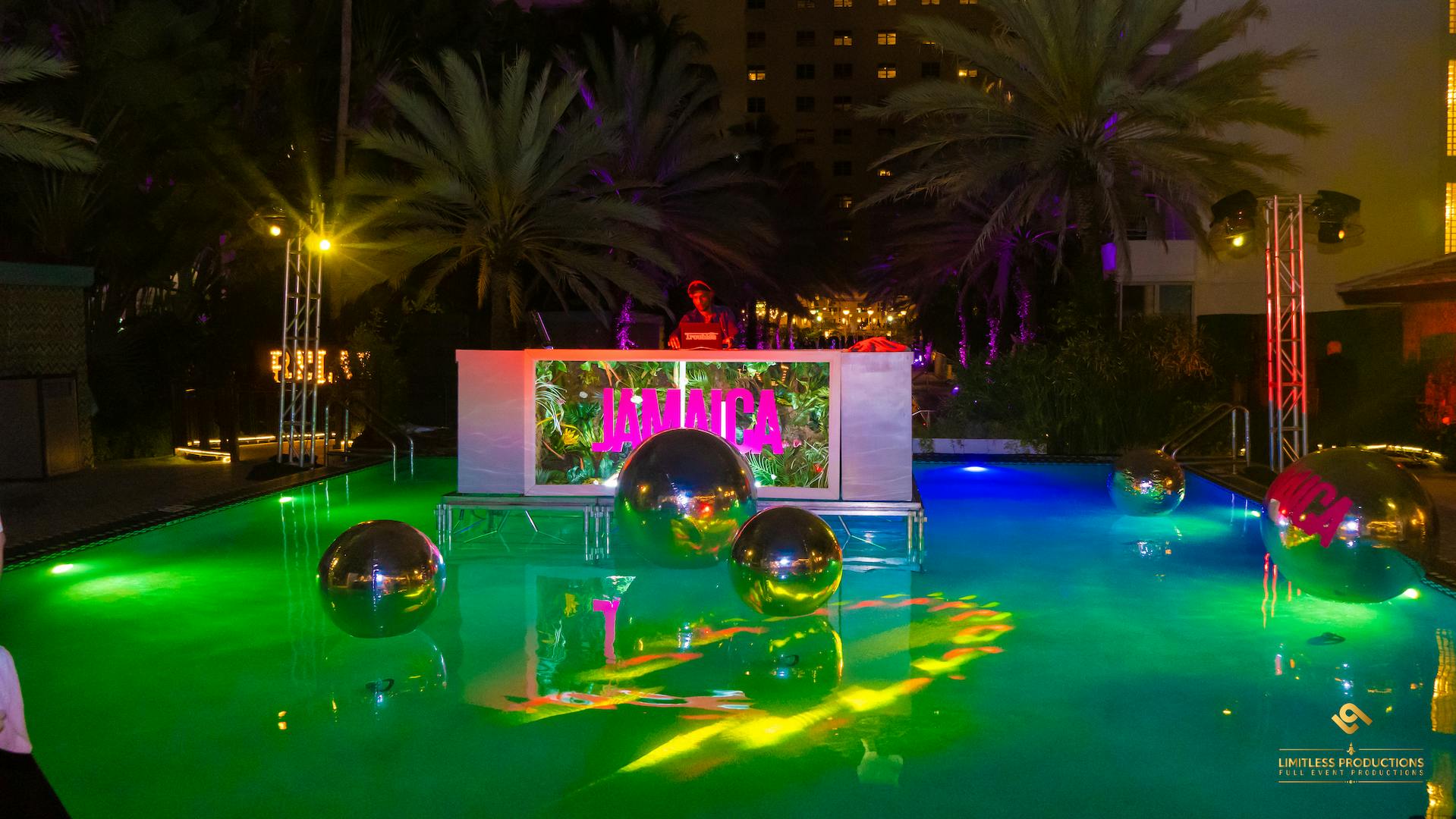 CARNIVAL SPLASH POOL PARTY - MIAMI CARNIVALLYFE WEEKEND EVENT #5 at Venue  TBA MIAMI FL, Oct 08, 2022