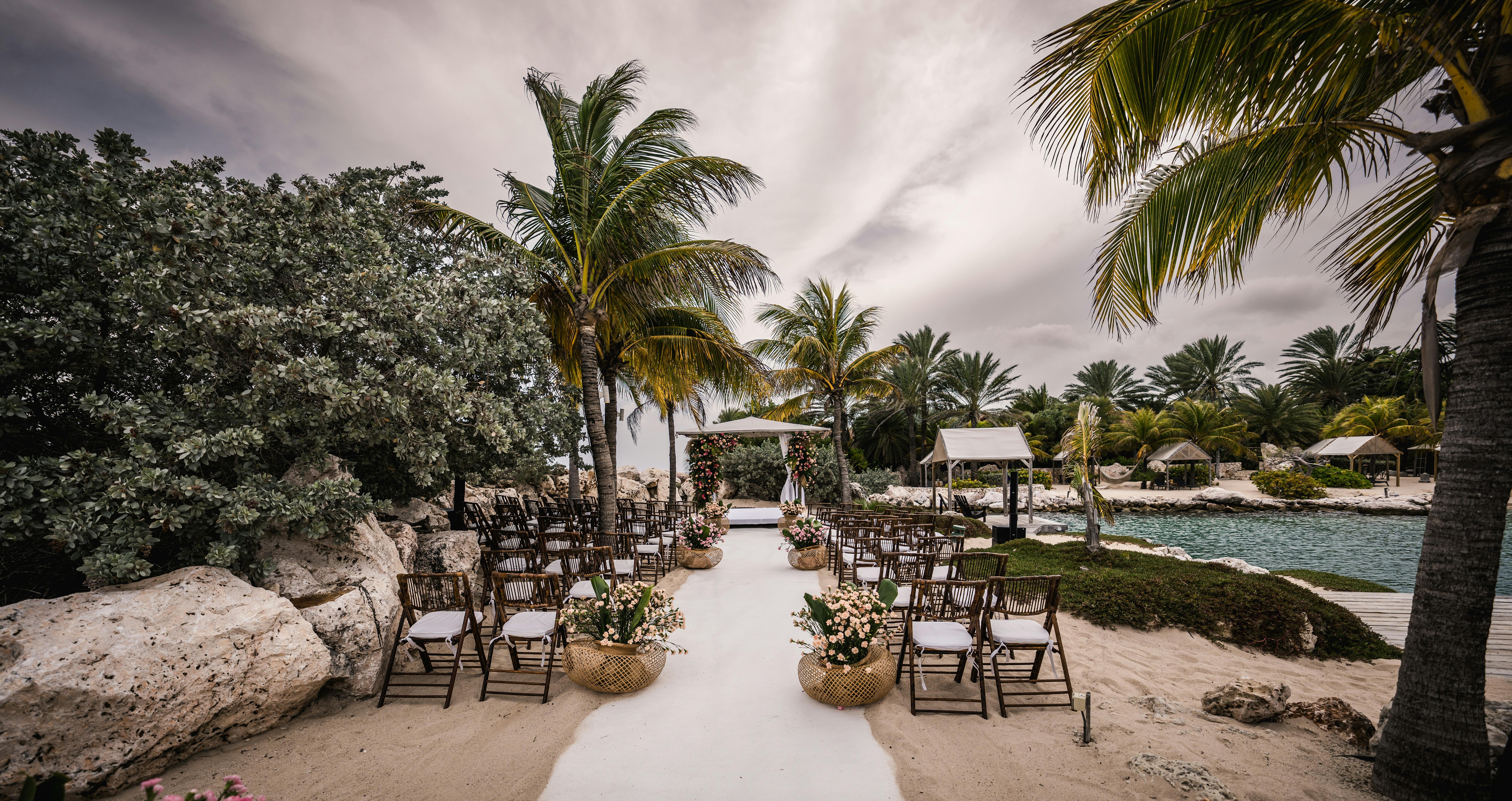 Featured photo from Nicole Guilmartin Events