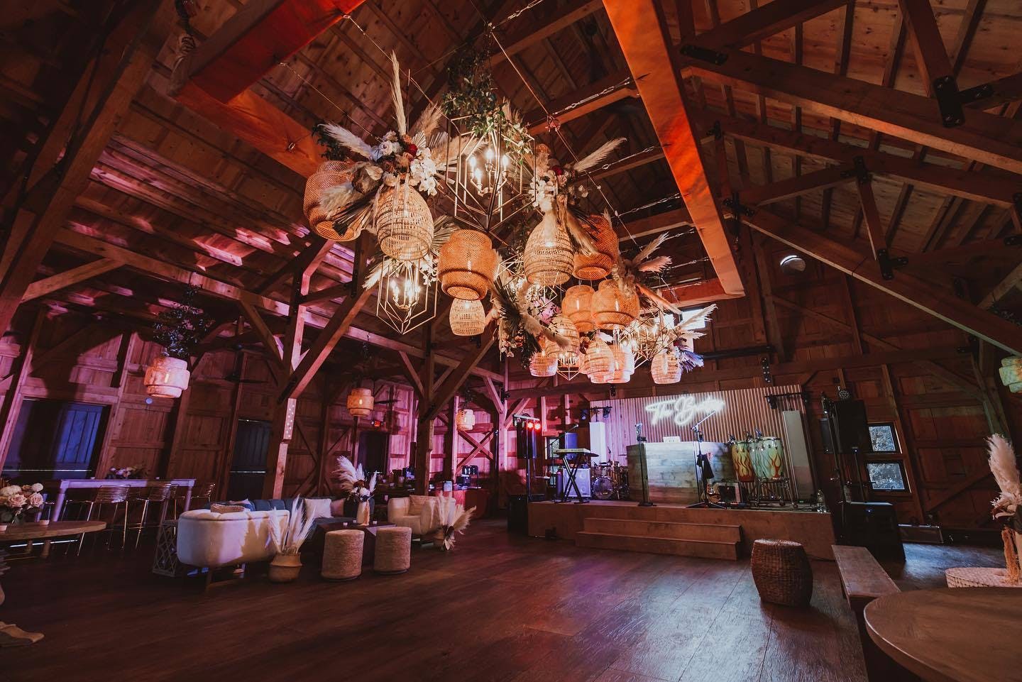 Featured photo from Mision Lago Estate