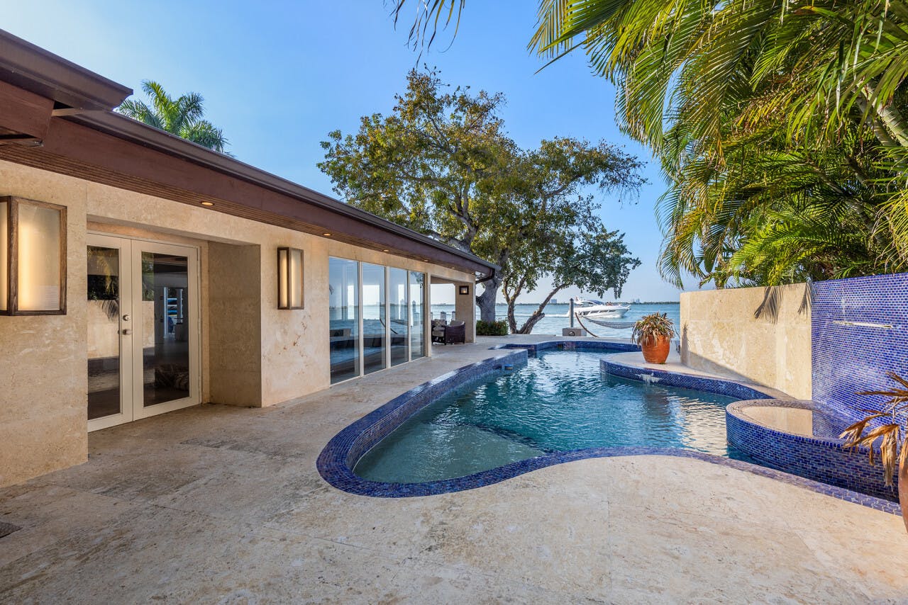 Featured photo from Beech Haus