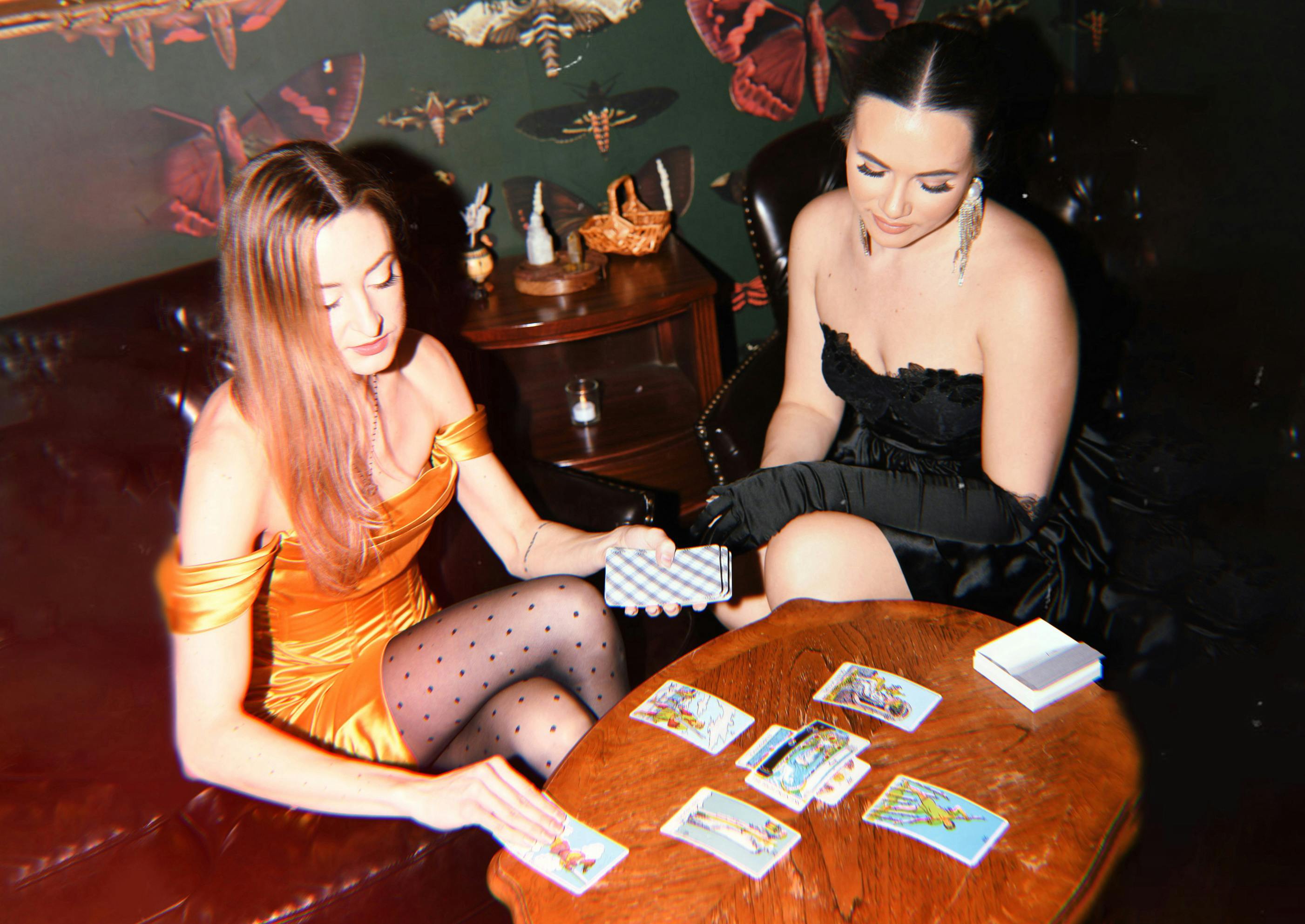 Featured photo from Tinsley Tarot
