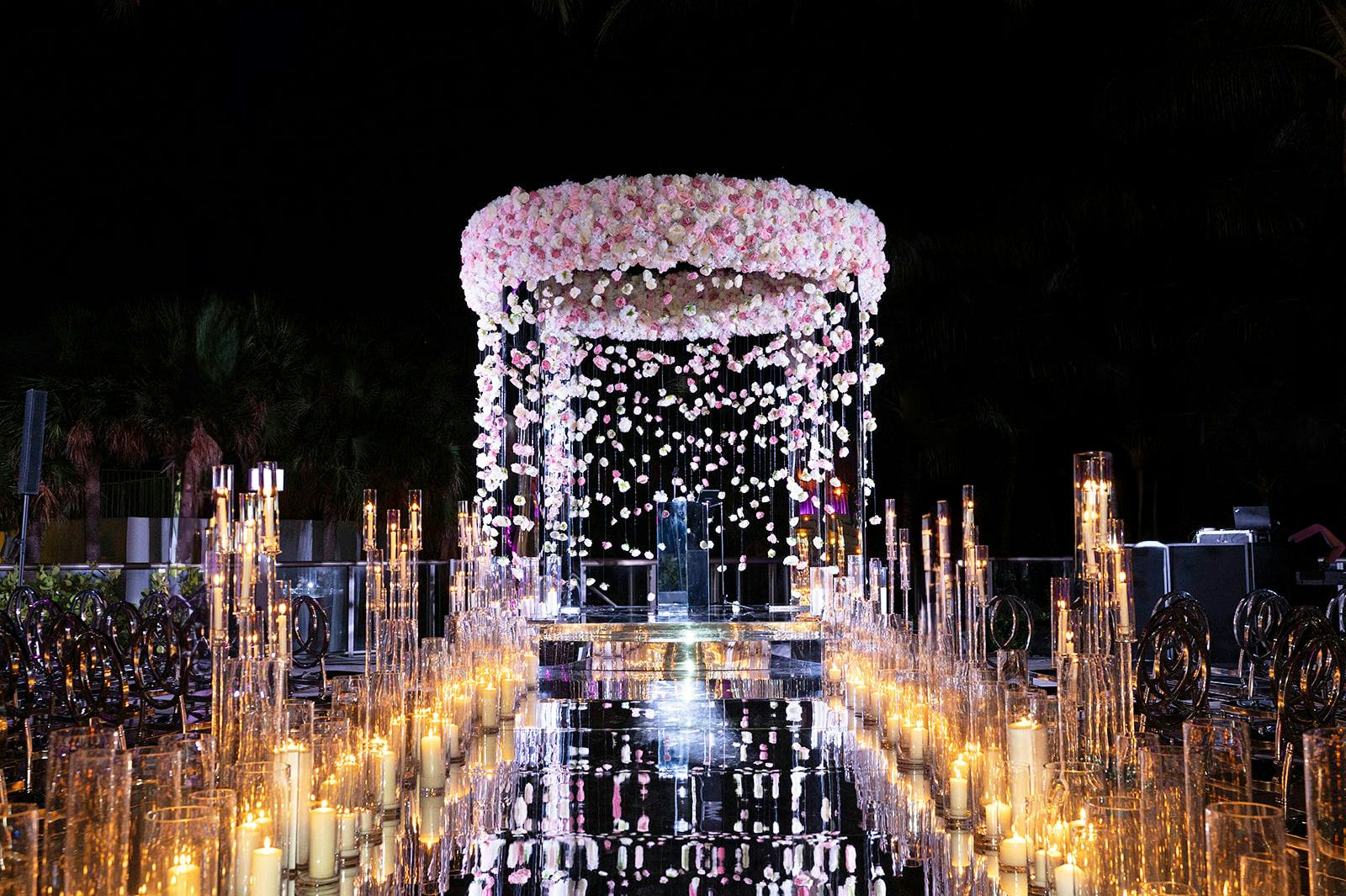 Featured photo from La'Fleur Decor