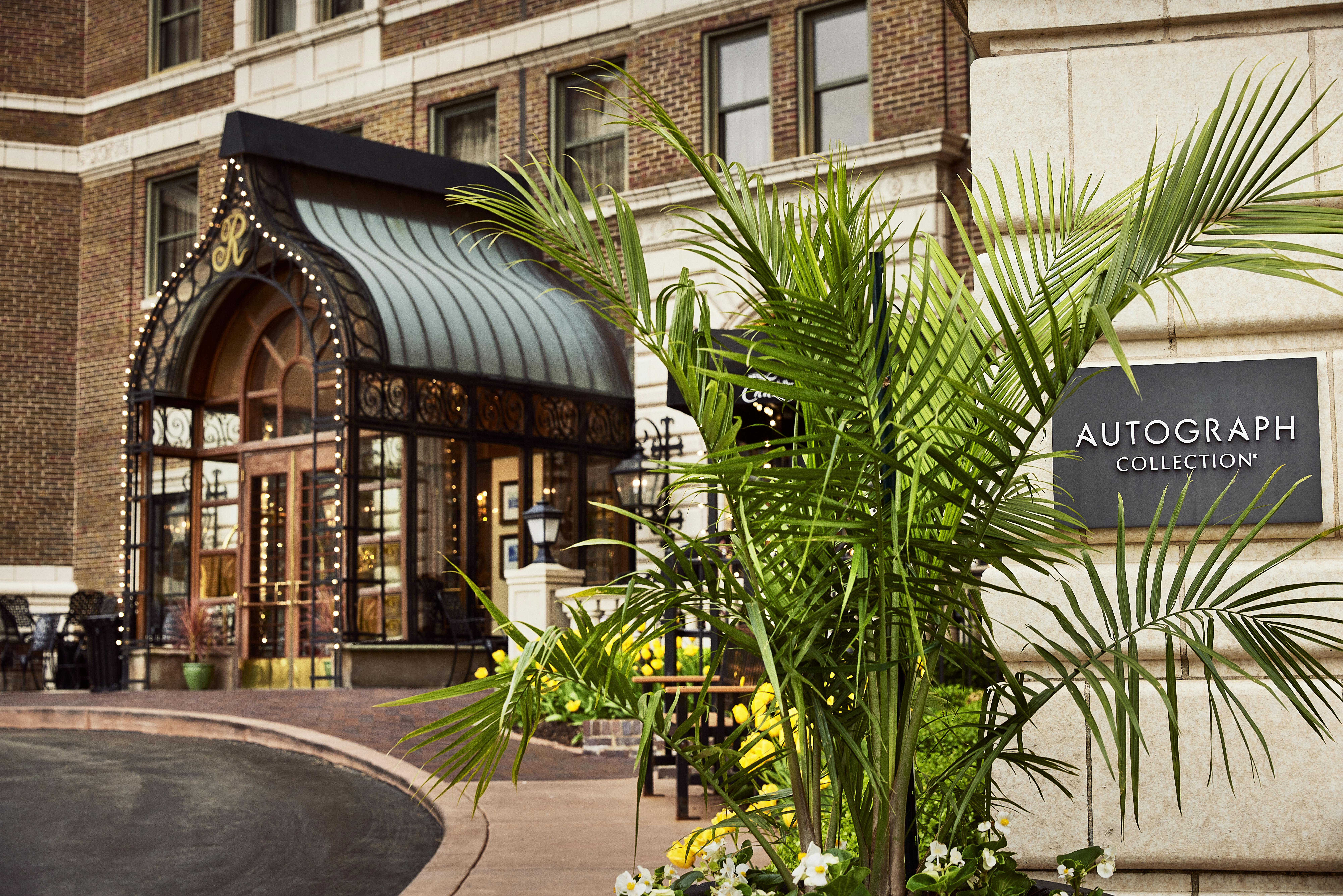 The Raphael Hotel , Autograph Collection | Kansas City Venue | All ...