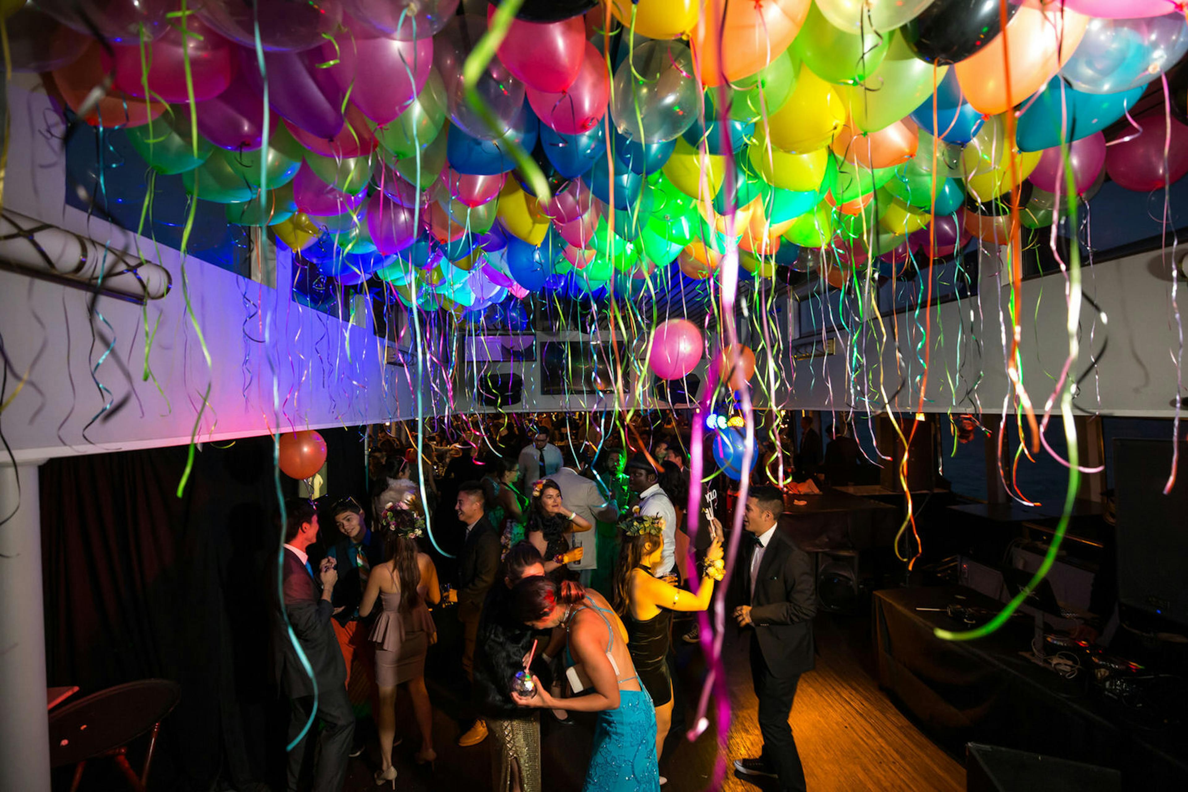 Cover photo of Balloon Specialties