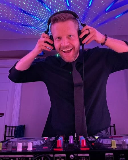 Featured photo from Dancin’ Shoes DJ