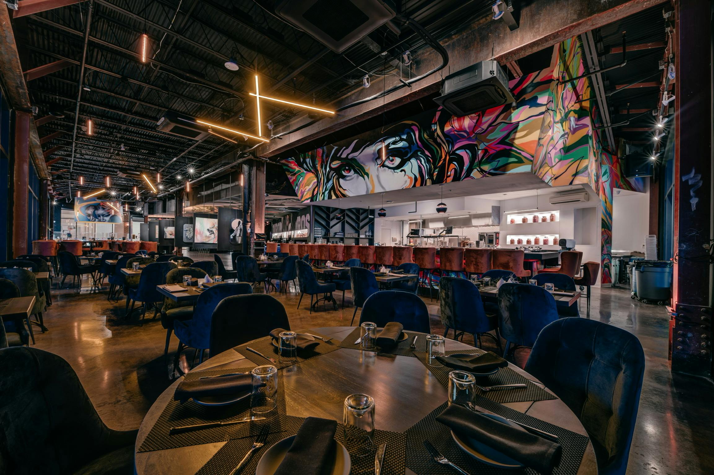 Featured photo from WHINO