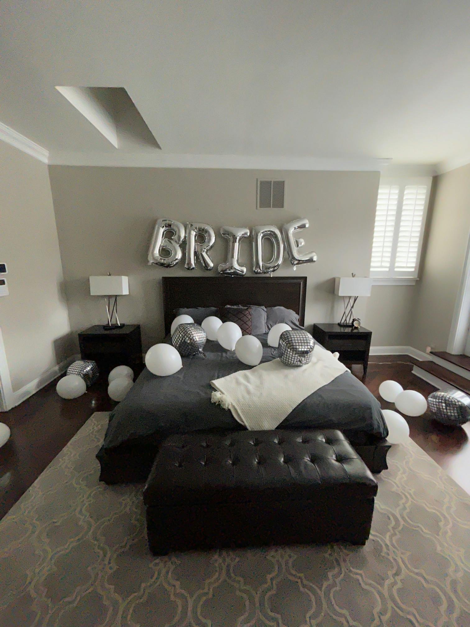 Featured photo from Midwest Bachelorette