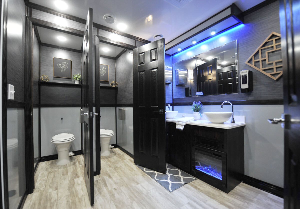 Featured photo from Jazzy Johnz - Gulf Coast Restroom Trailers