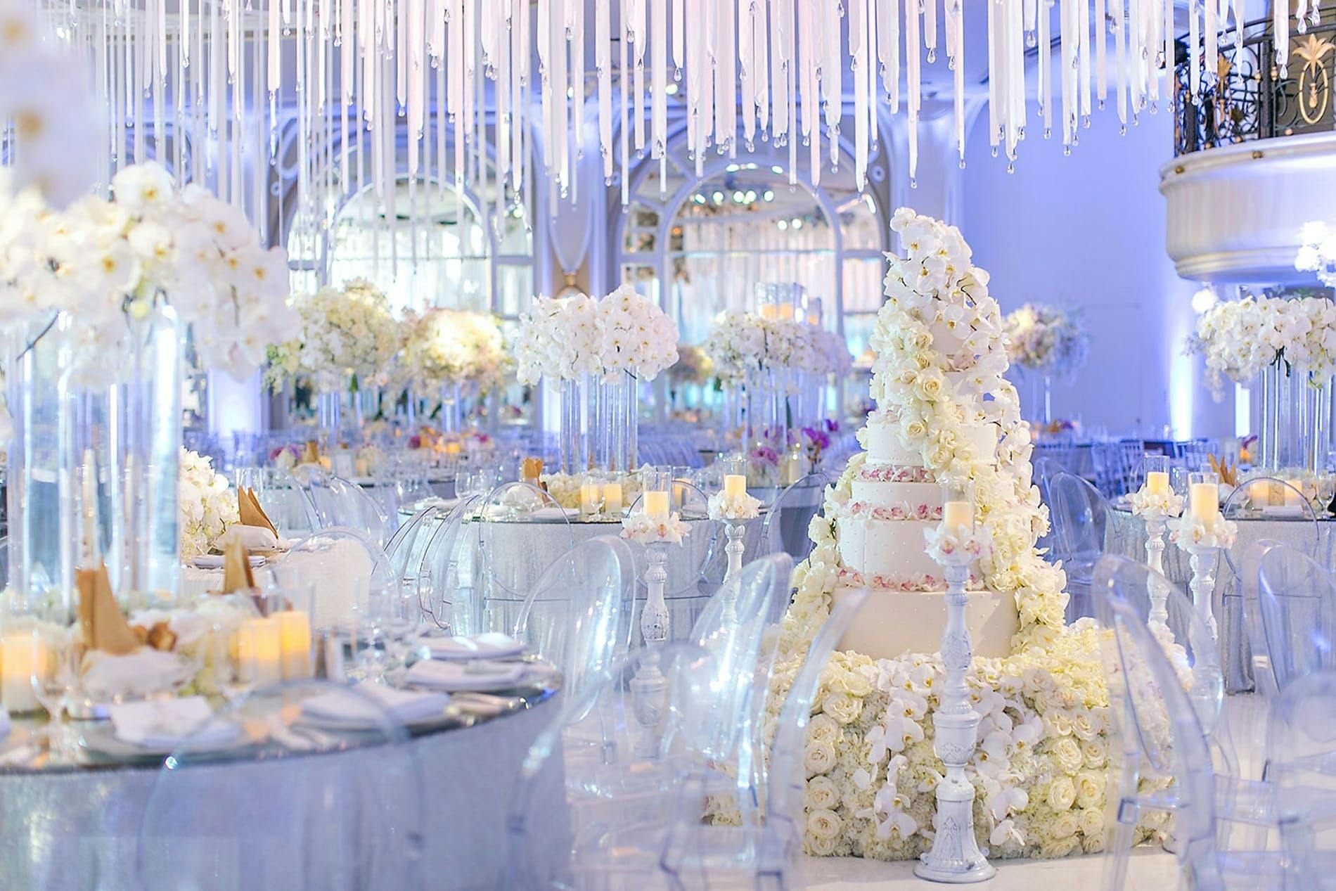 Featured photo from Joanie & Leigh's Cakes