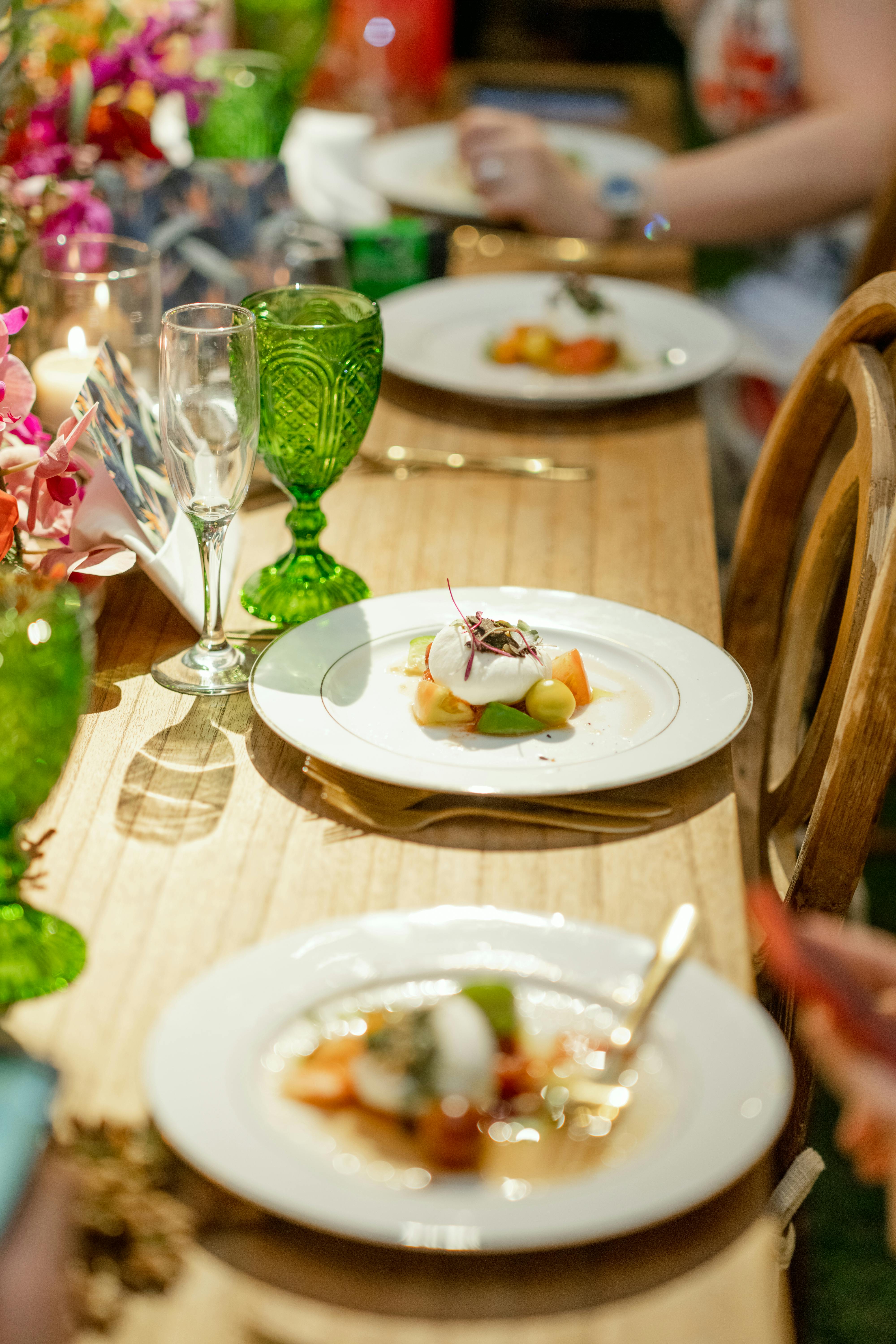 Featured photo from SOBRE LA MESA catering