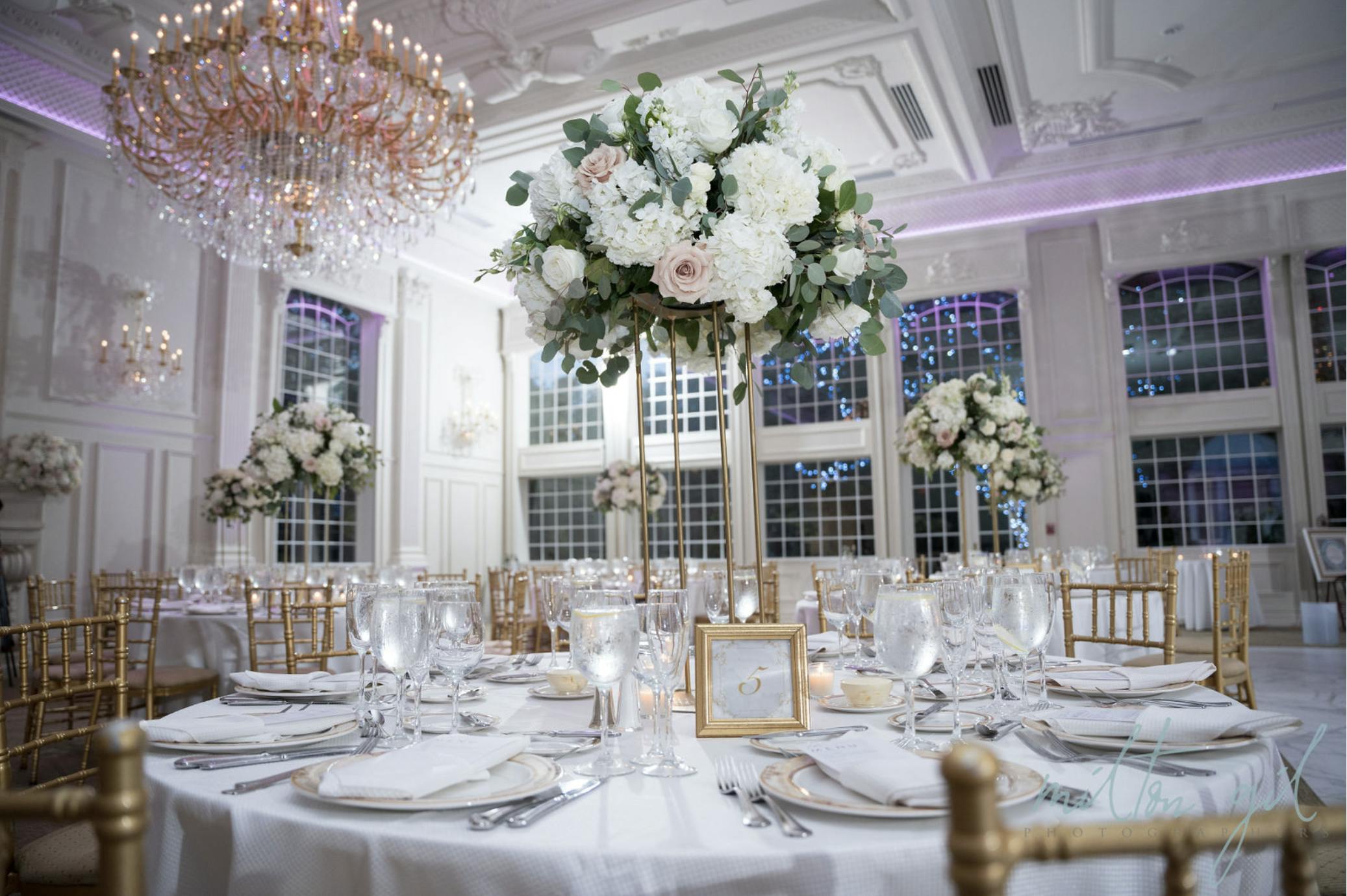 Featured photo from Enchanted Occasions