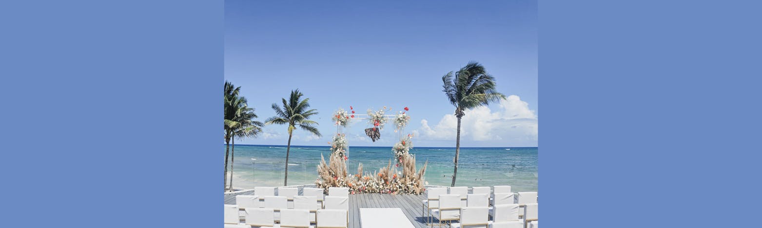 Featured photo from Roy Travel Co