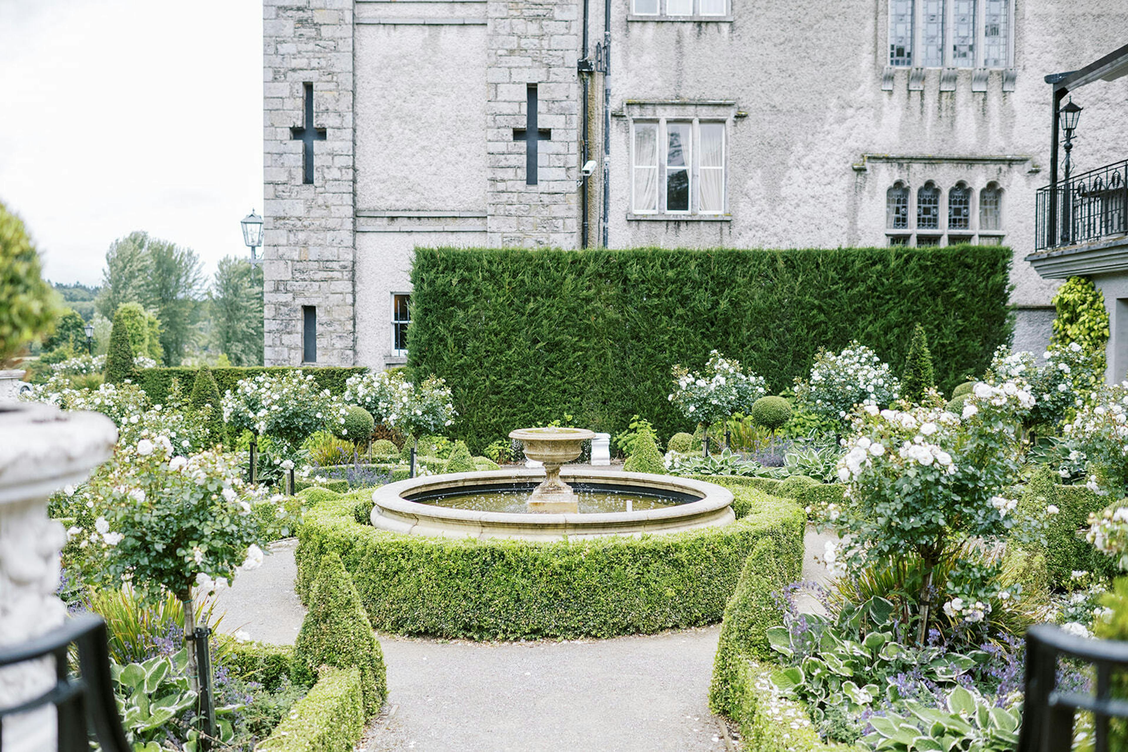 Cover photo of Emerald Aisle Events