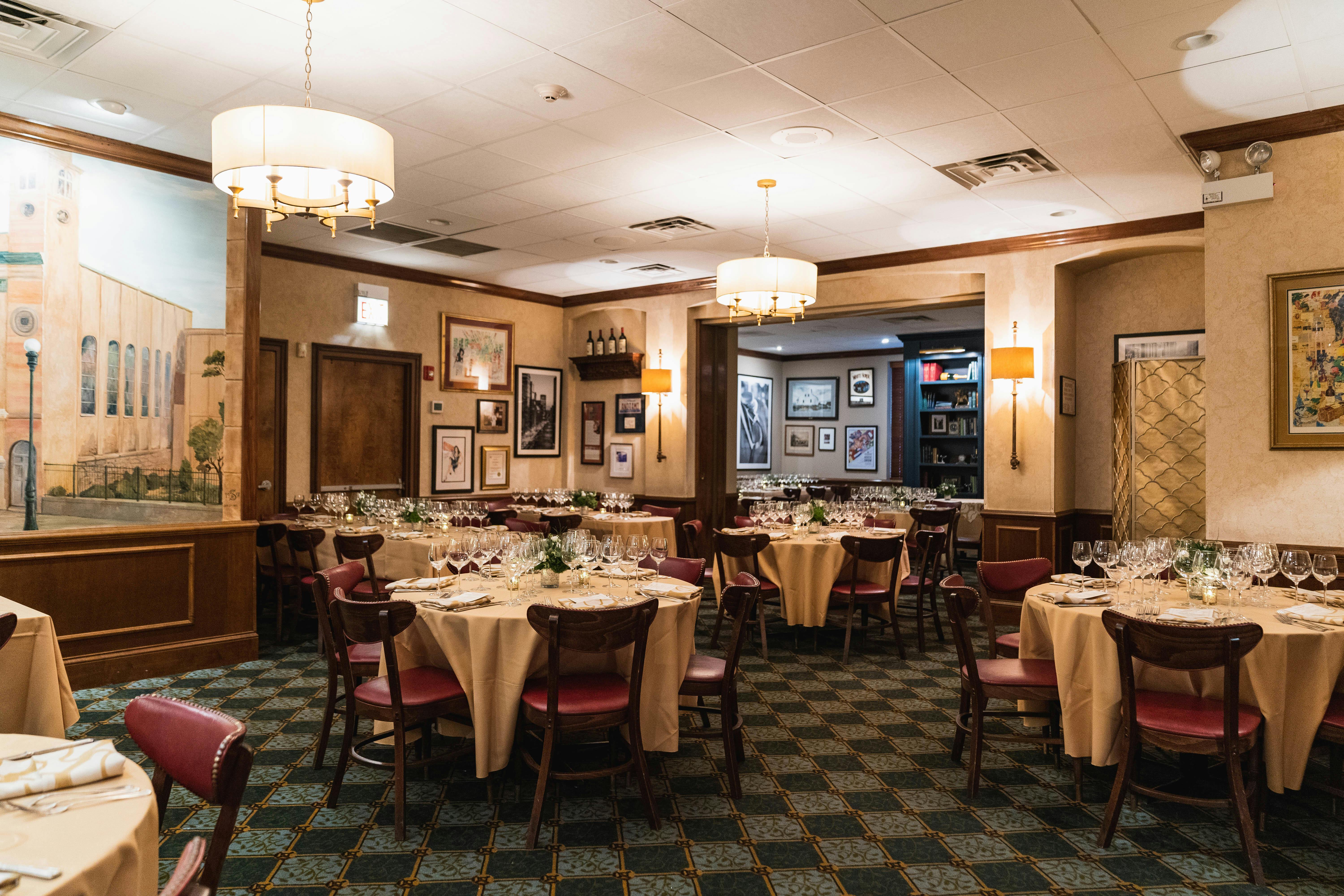 Featured photo from Gene and Georgetti Chicago