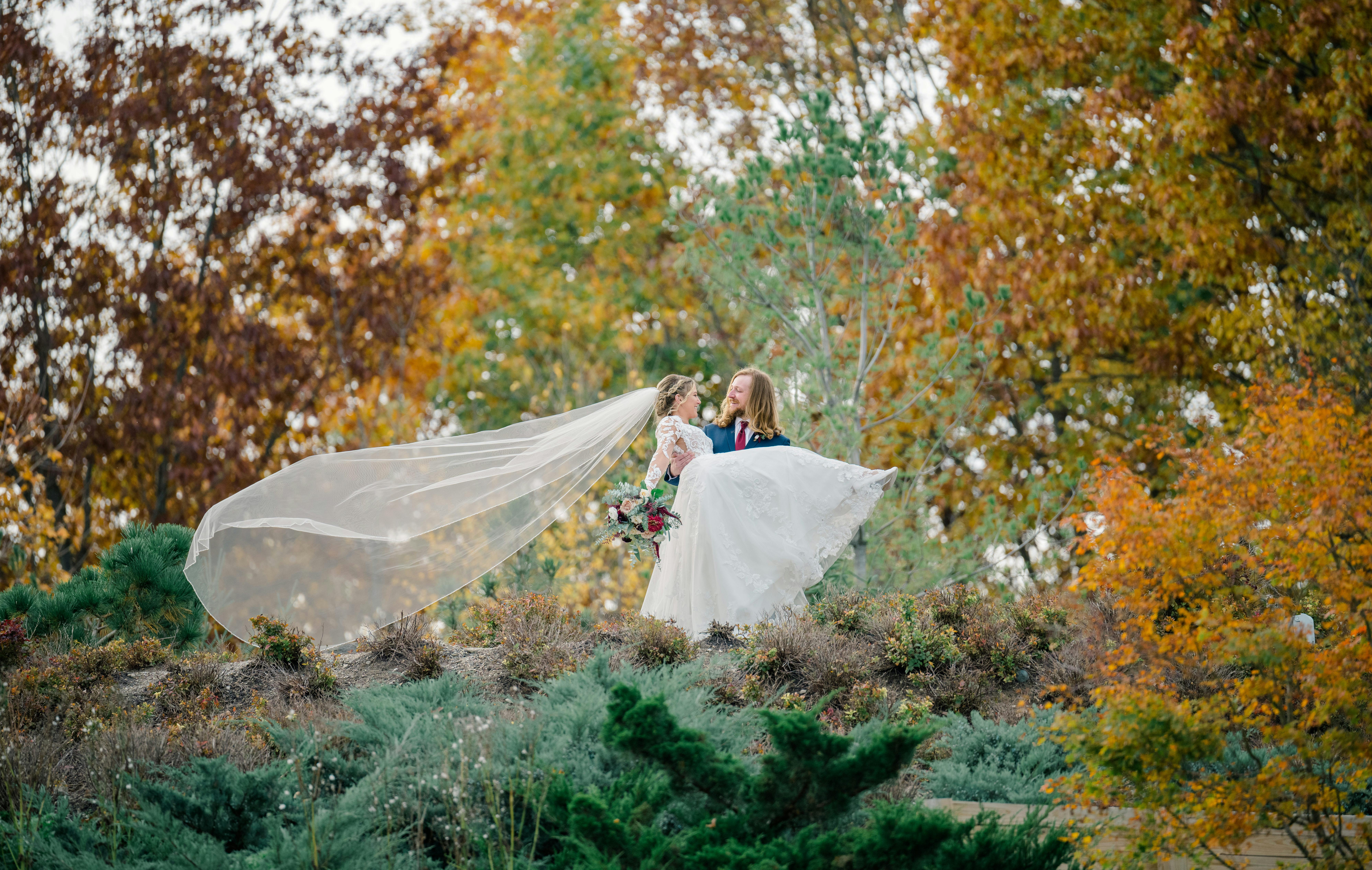 Featured photo from Kelly Jo Photography