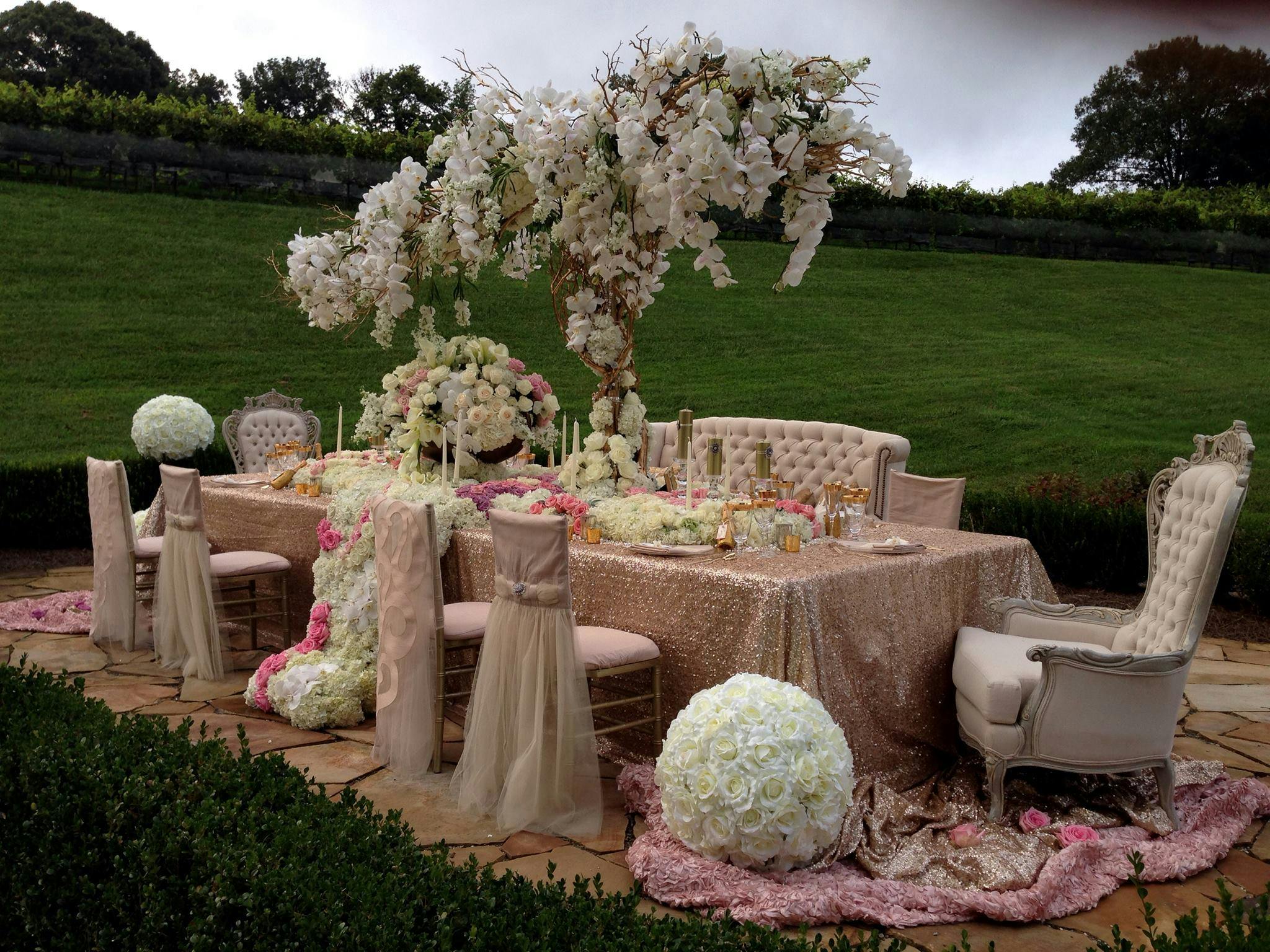 Featured photo from Weddings InStyle