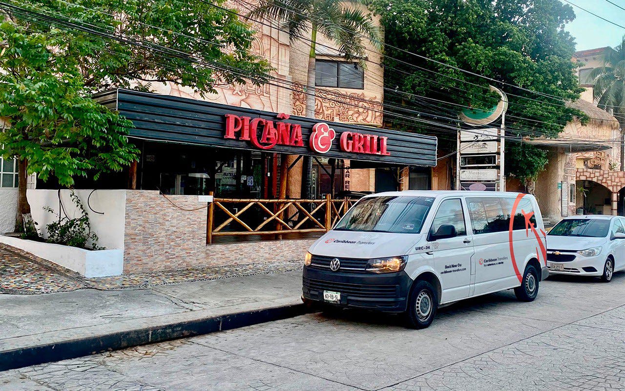 Featured photo from Taxi Riviera Maya