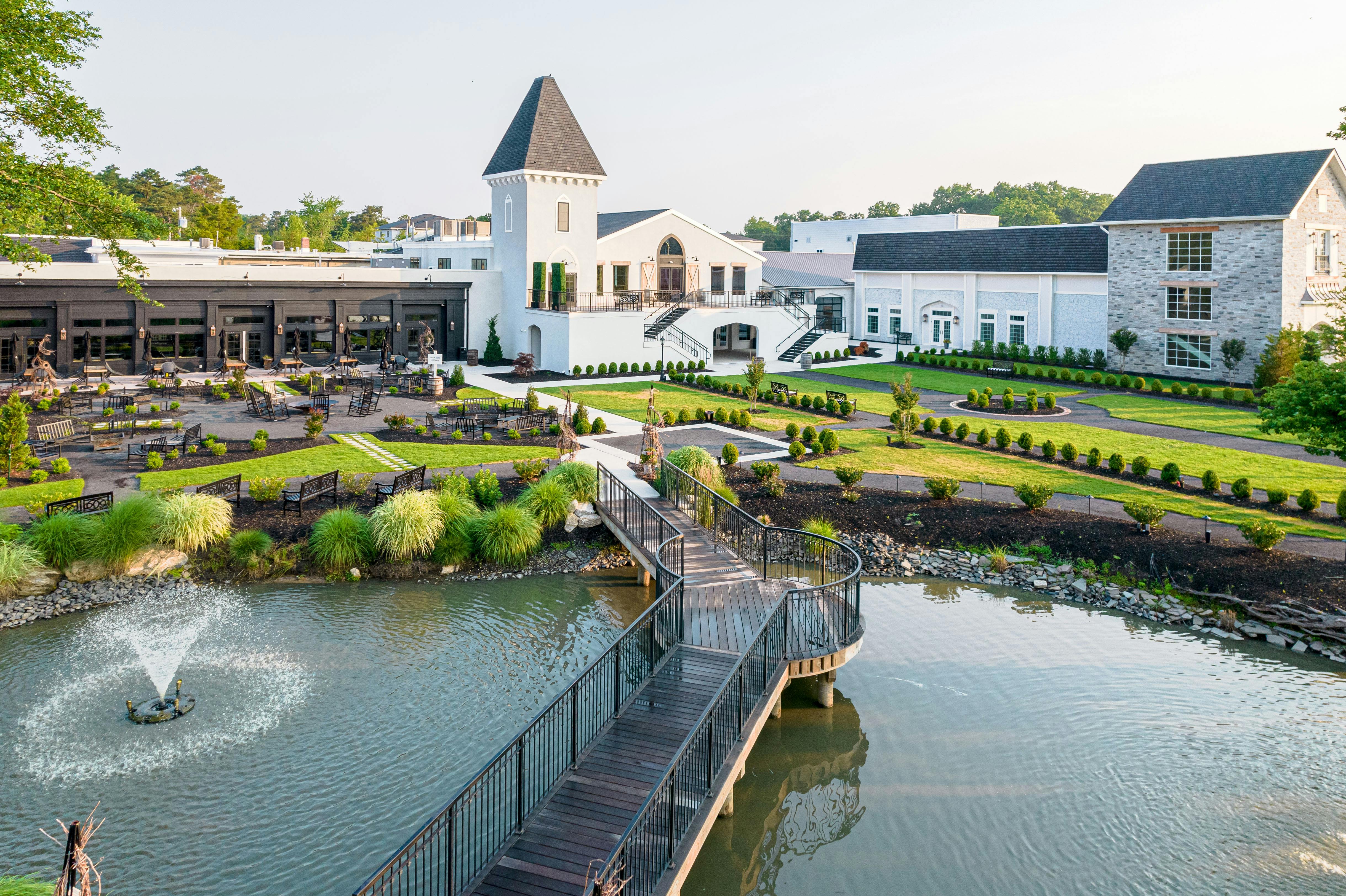 Featured photo from Renault Winery Resort